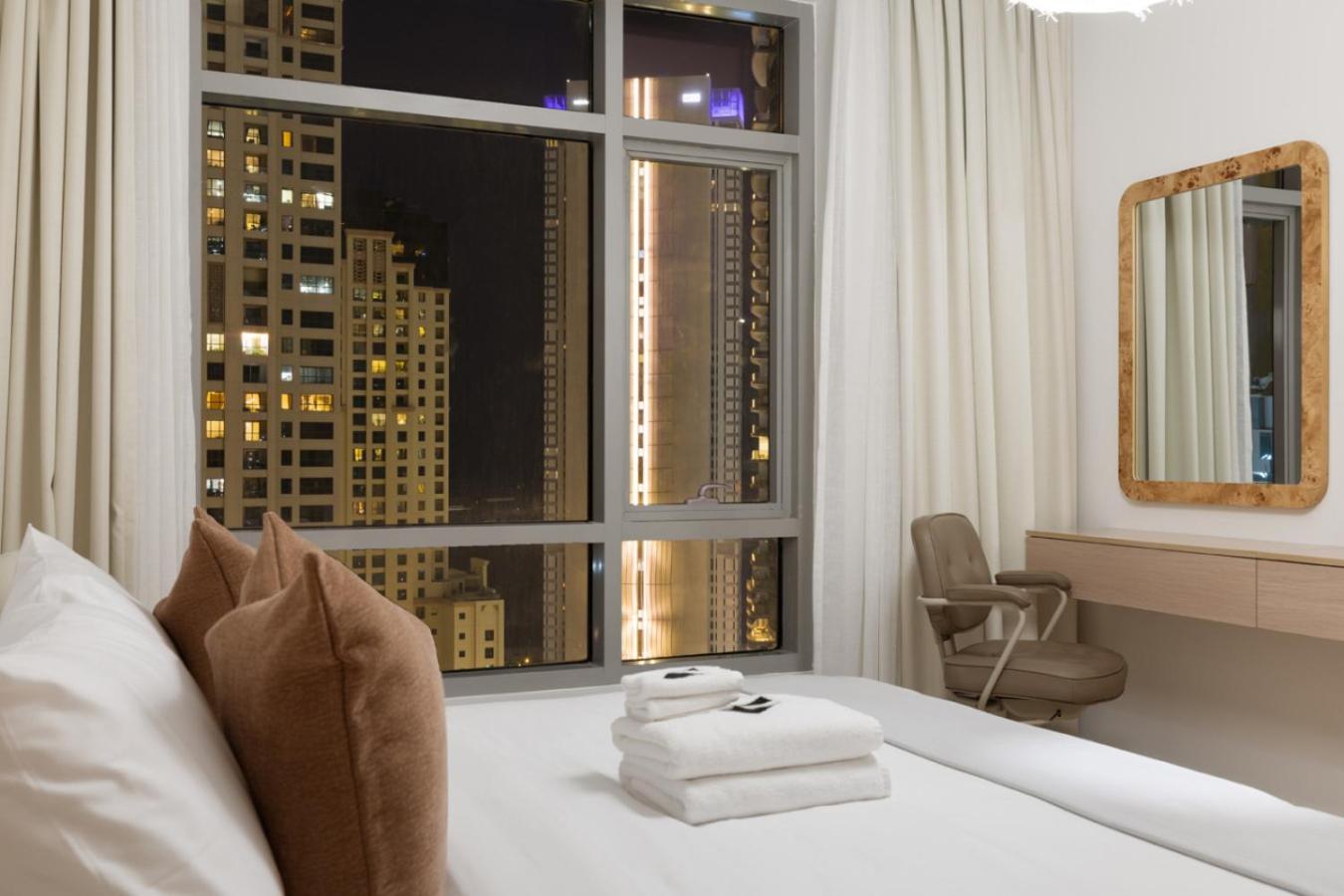High-Floor 2BR in Dubai Marina with Balcony