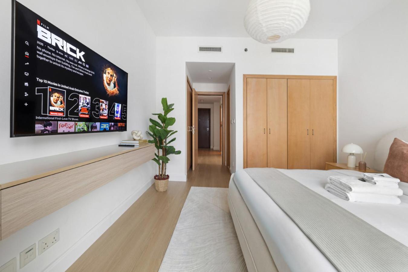 High-Floor 2BR in Dubai Marina with Balcony