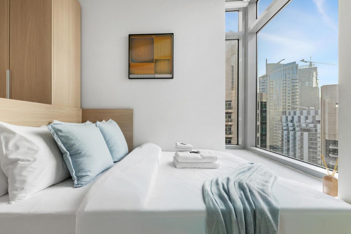 High-Floor 2BR in Dubai Marina with Balcony