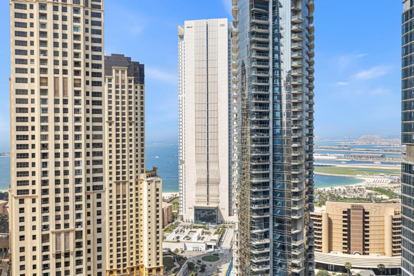 High-Floor 2BR in Dubai Marina with Balcony