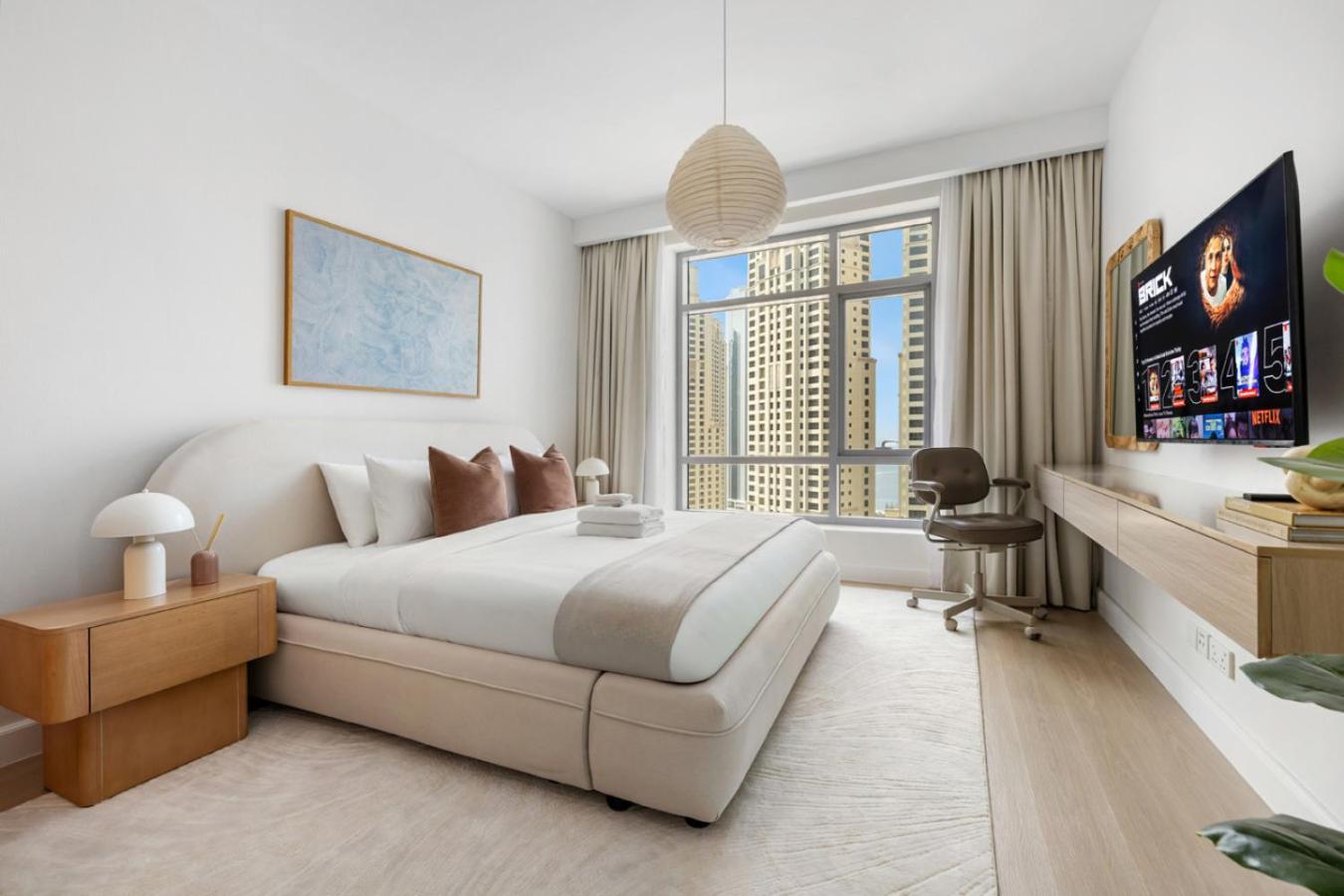 High-Floor 2BR in Dubai Marina with Balcony