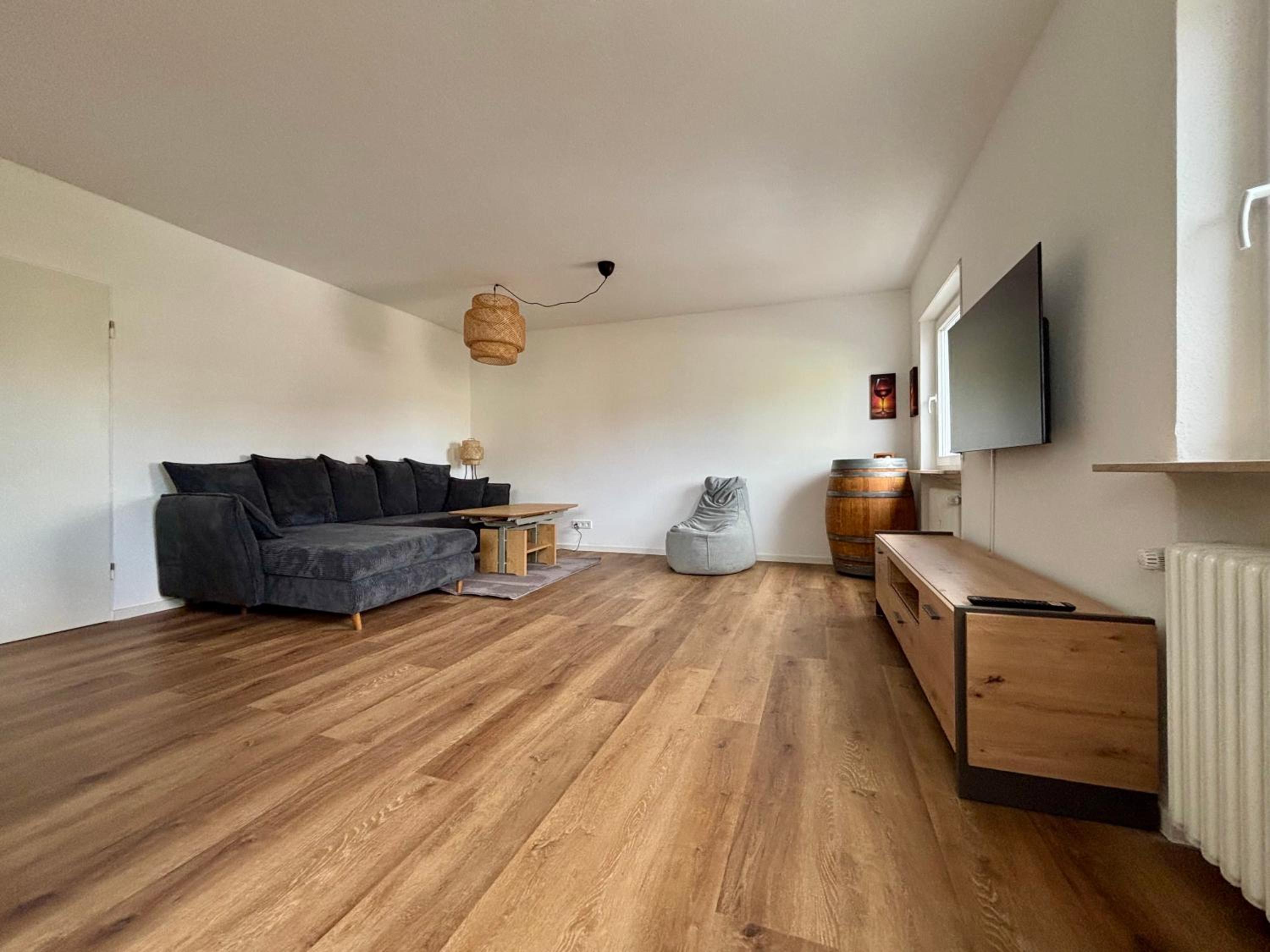 StayPfalz Apartment - 3 Zimmer & Parkplatz