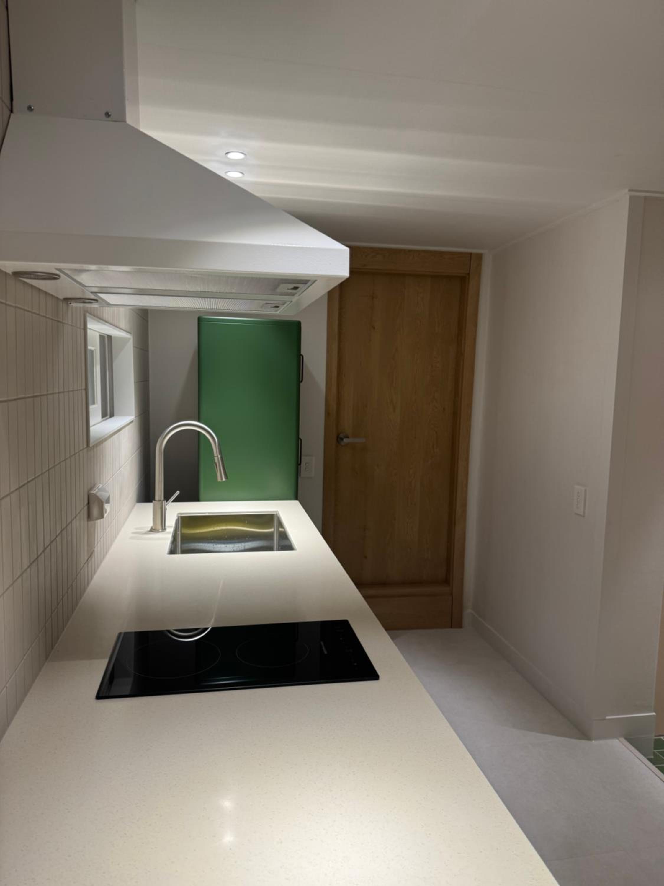 Heyhome Seochon, Semi-Basement