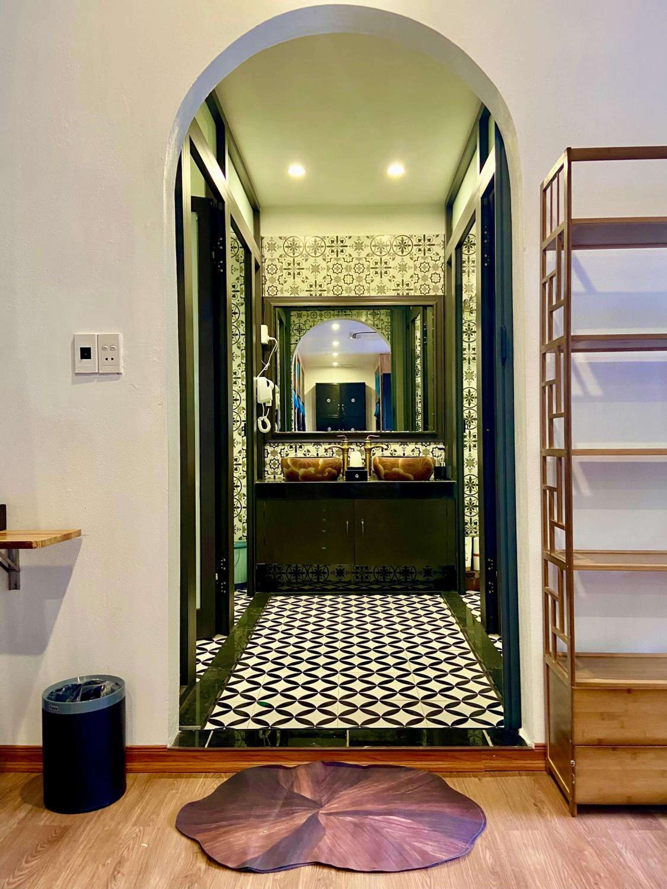 ANN GARDEN RETREAT by Secret Garden Cat Ba