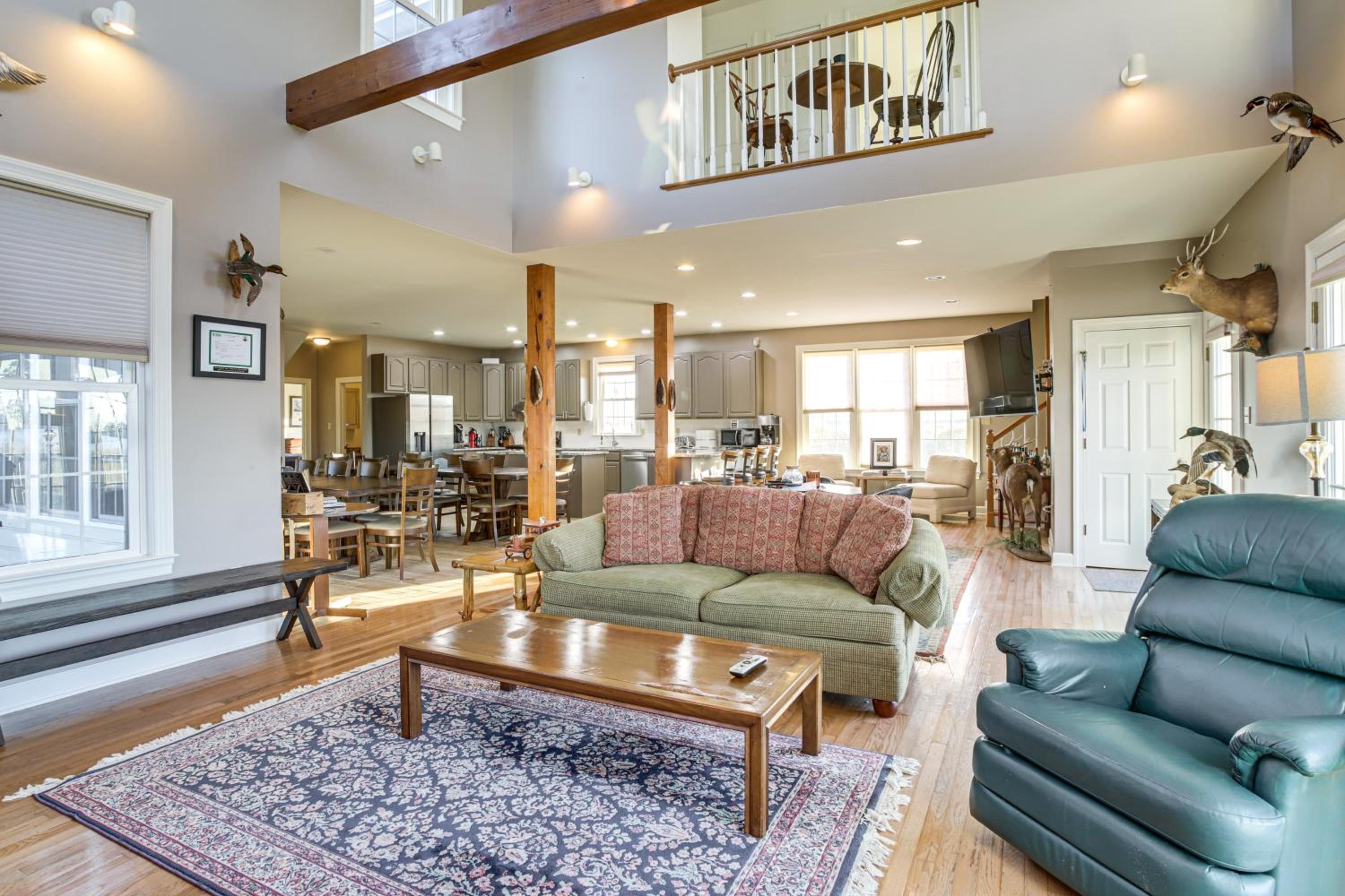 Eastern Shore Group Getaway! Riverfront Home