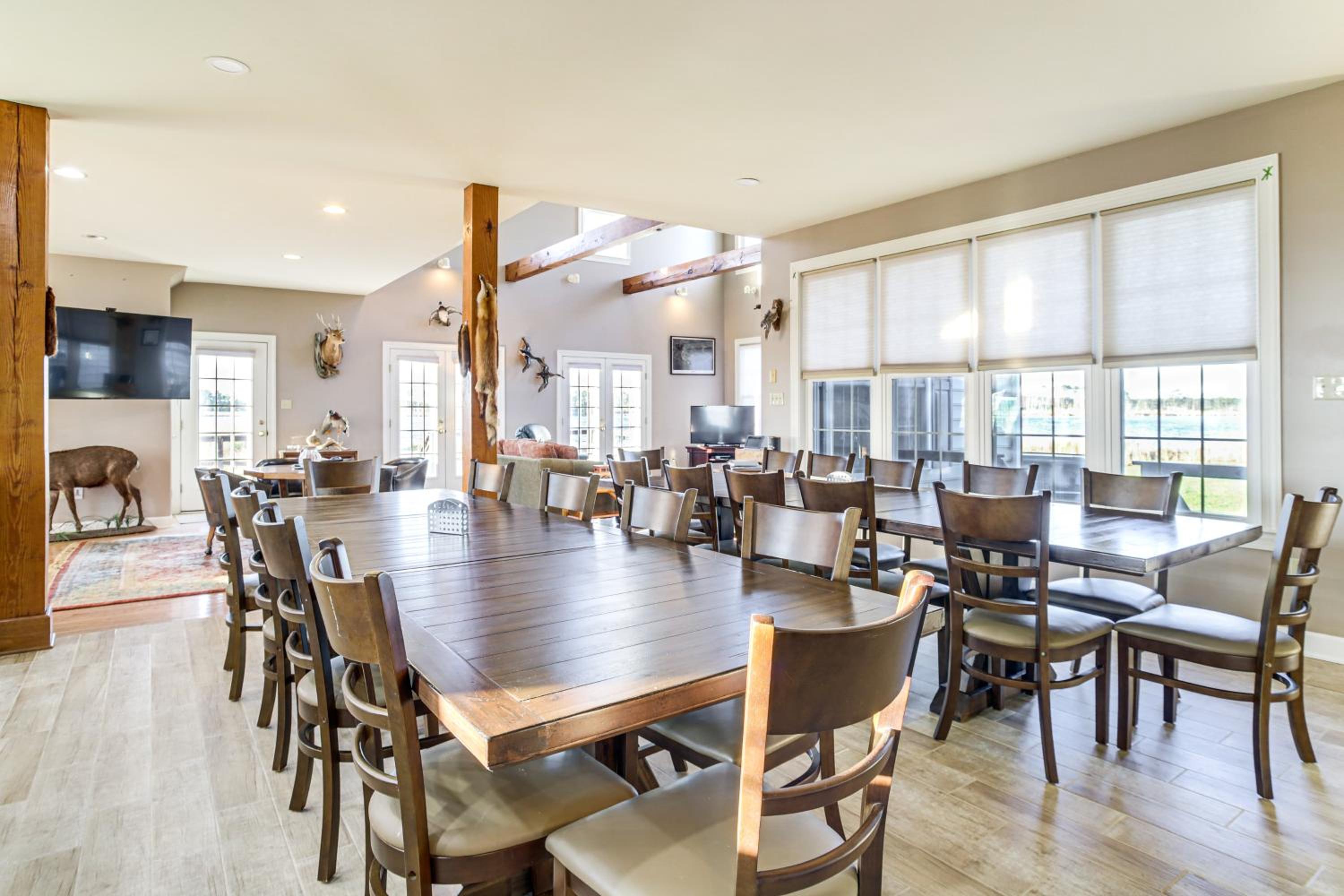 Eastern Shore Group Getaway! Riverfront Home