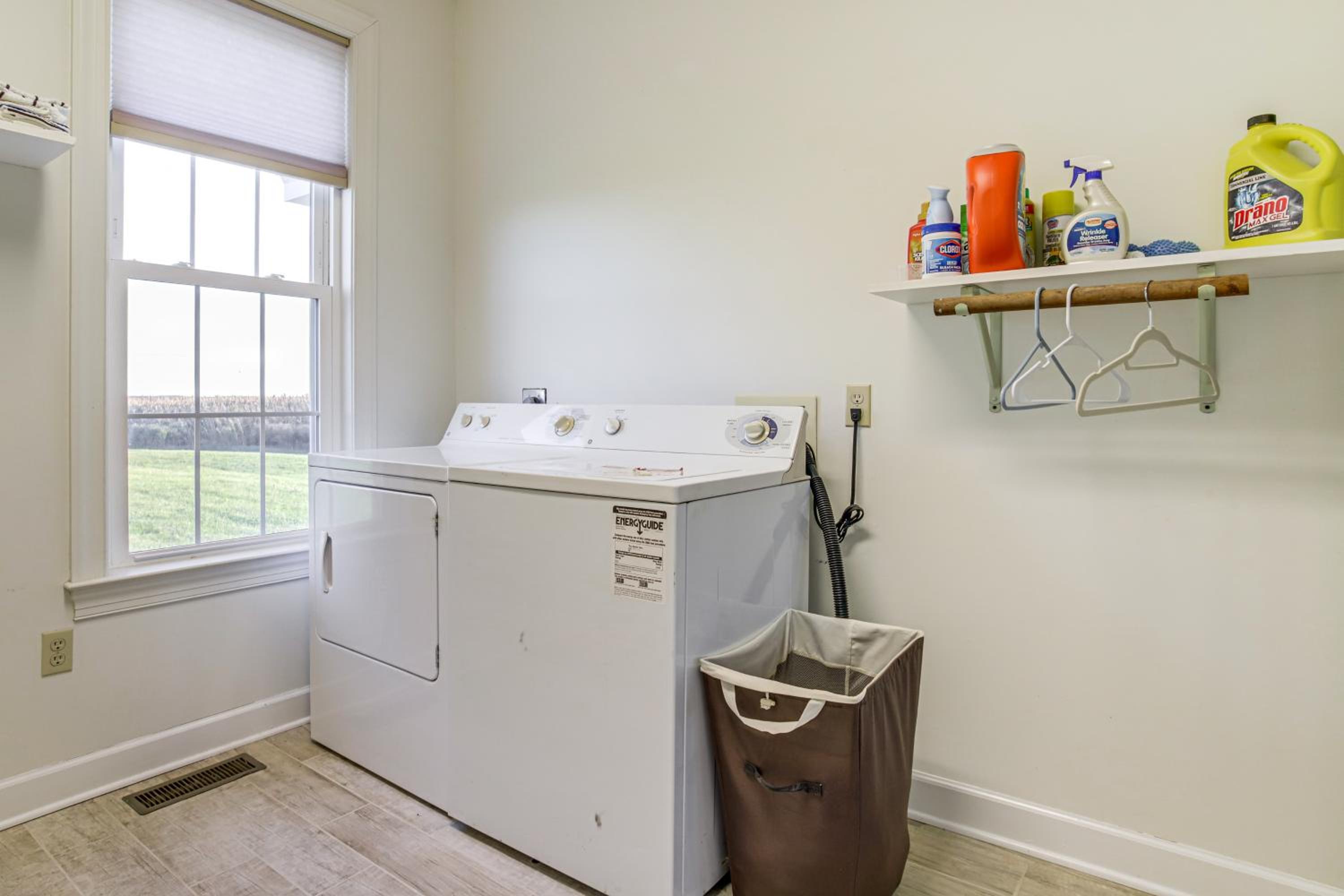 Eastern Shore Group Getaway! Riverfront Home