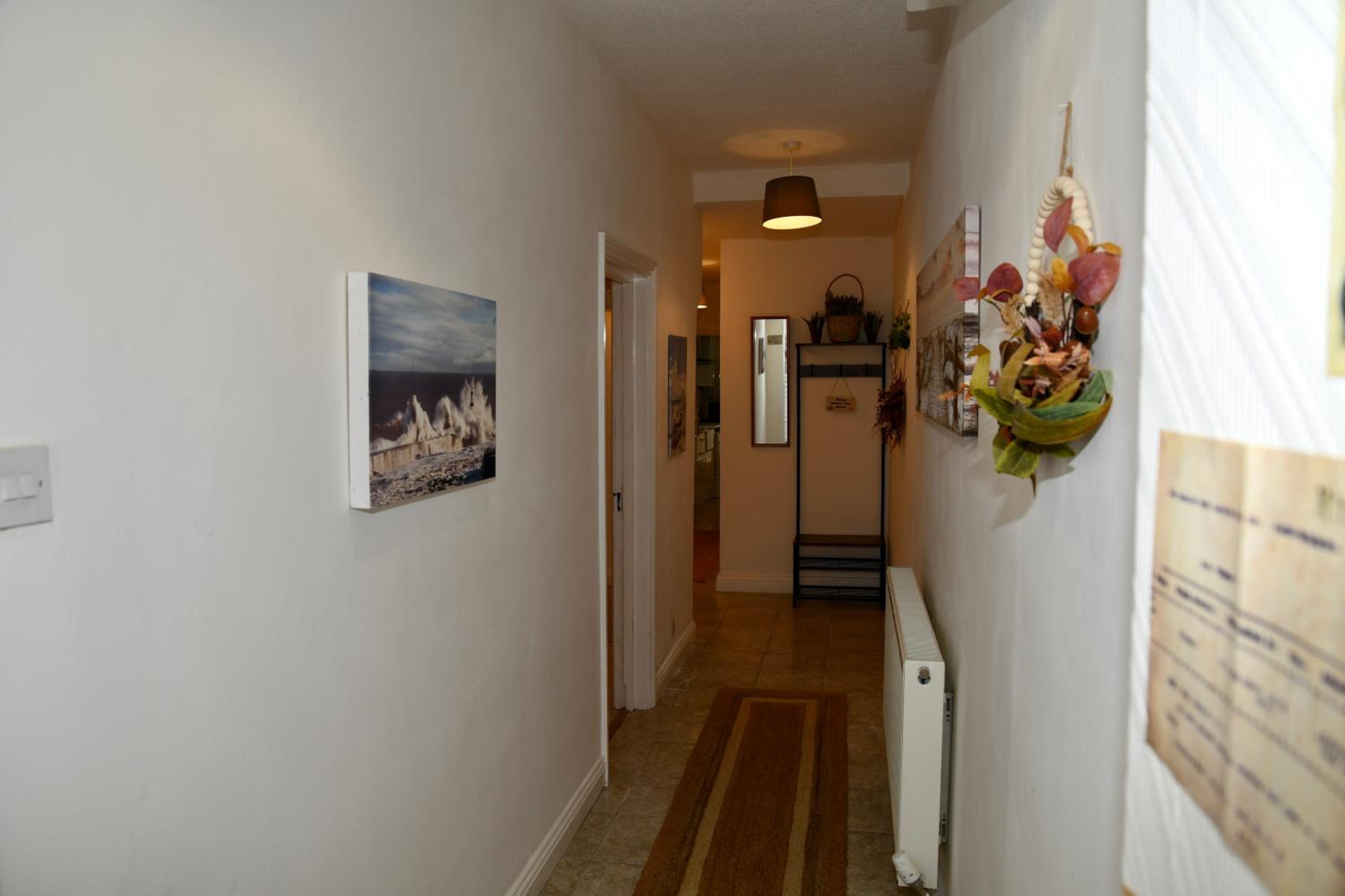 The Lower Deck-South Shields 4 seperate beds sleeps 5 Contractor and Long Stay Rates
