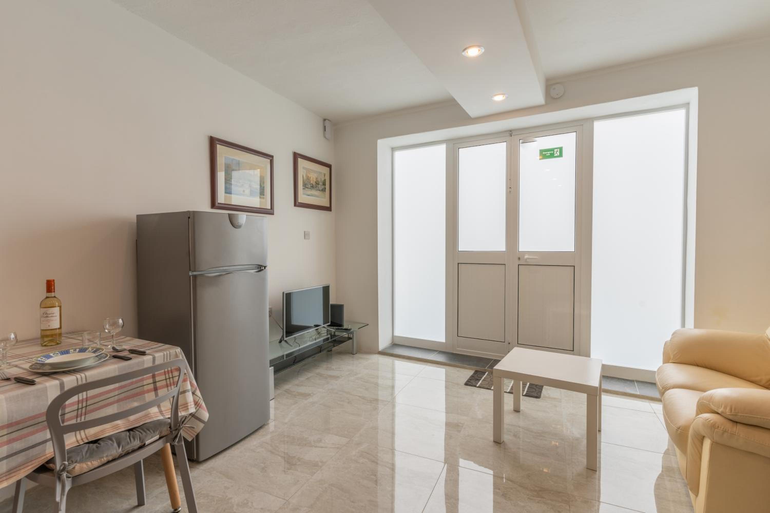 Cozy Apartment in Malta photo 2