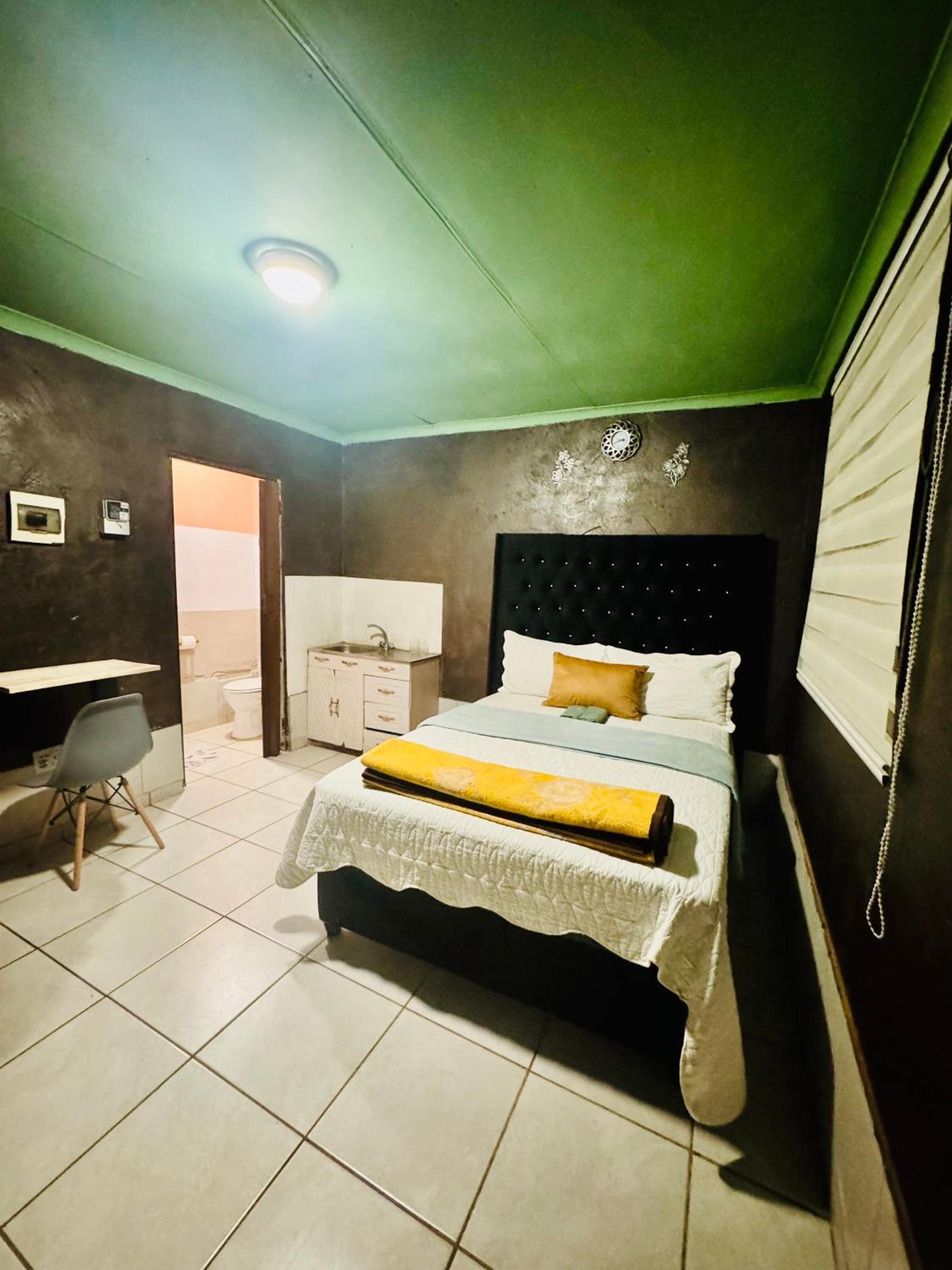 Tseleng Guest House