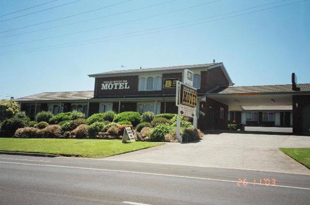 Raglan Motor Inn