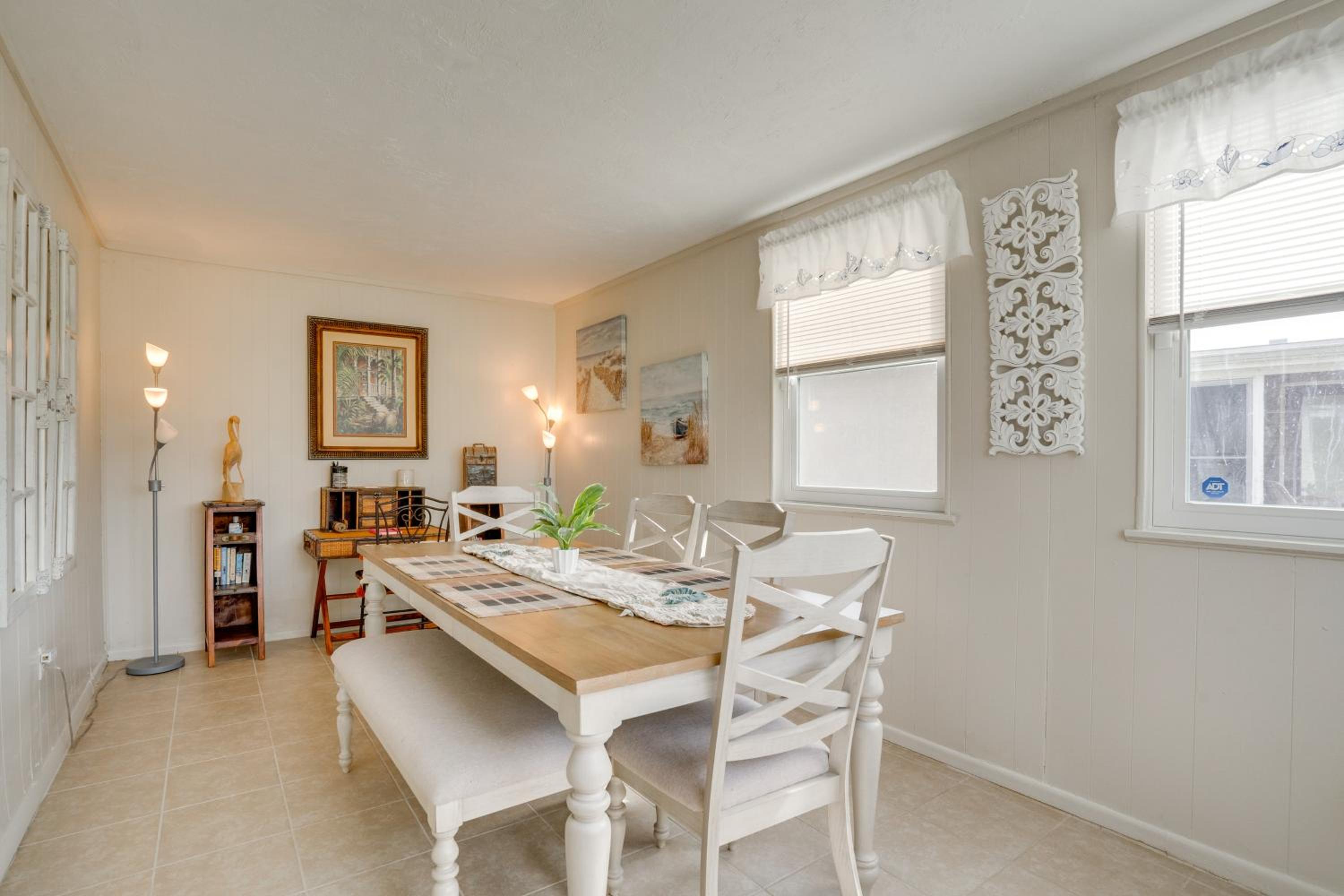 Relax in Hot Tub, Walk to Springs North Port Home