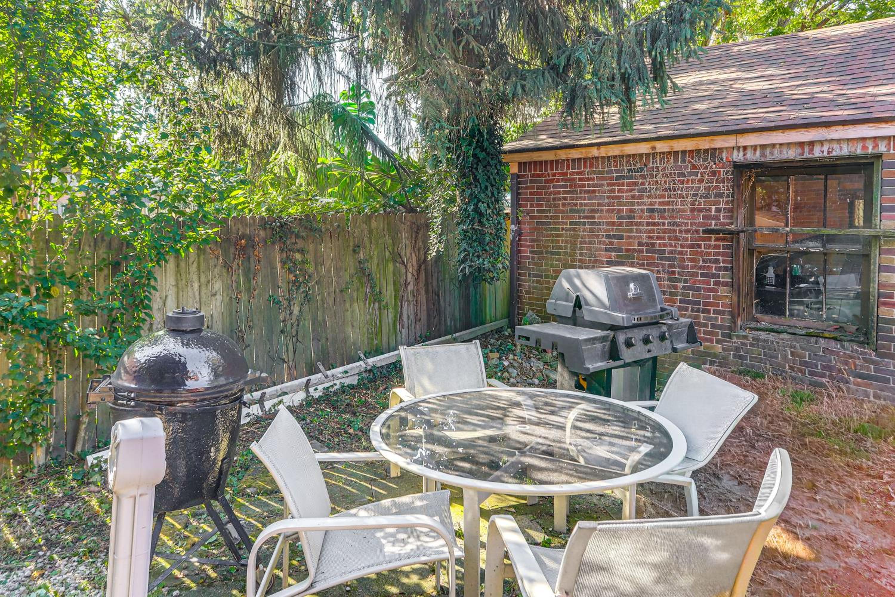 Striking Tudor Revival in Five Points District!