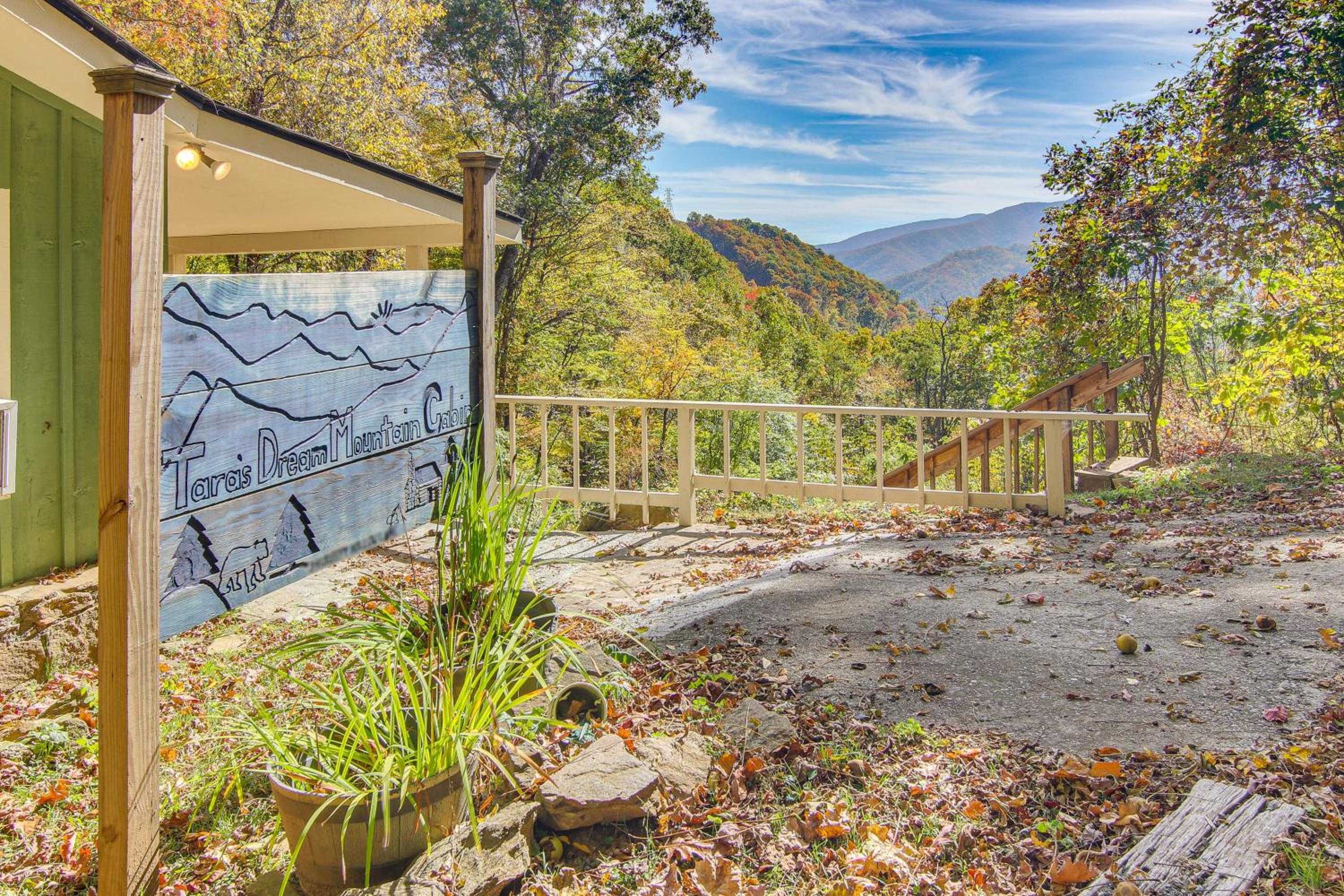 Beautiful Cold Mountain Views! Canton Cabin