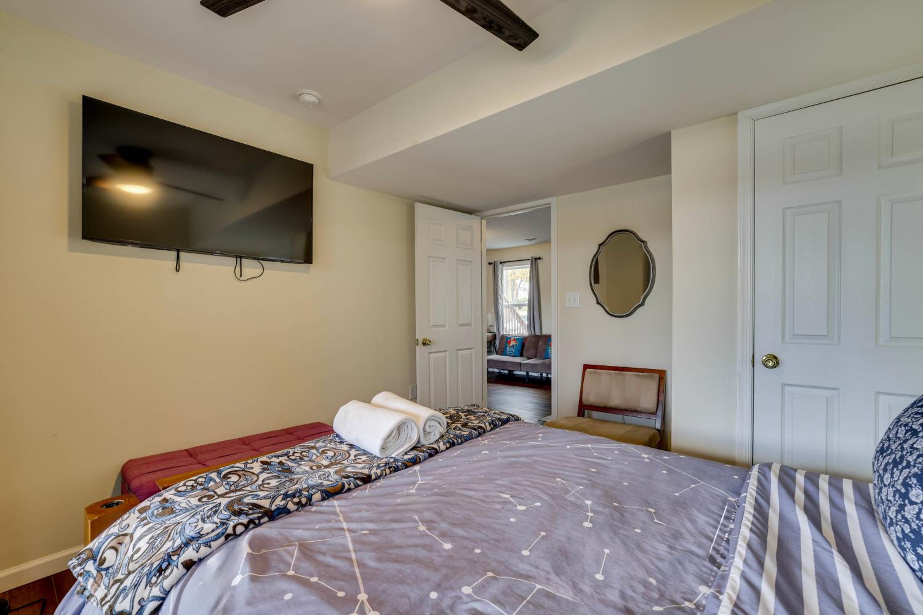 Lakefront Pocono Retreat with Hot Tub and Movie Hub