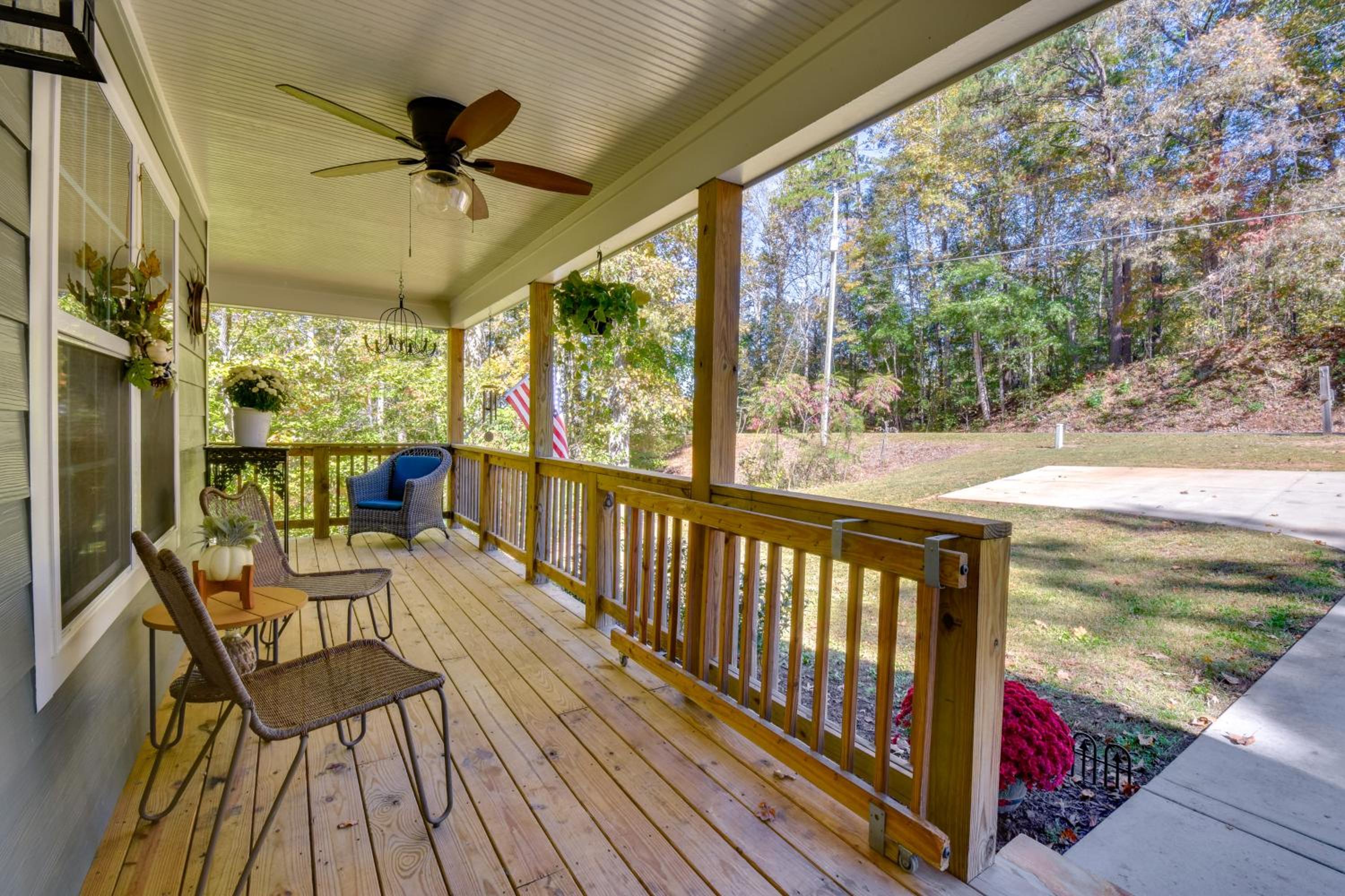 Explore Historic North Georgia! Group-Ready Escape