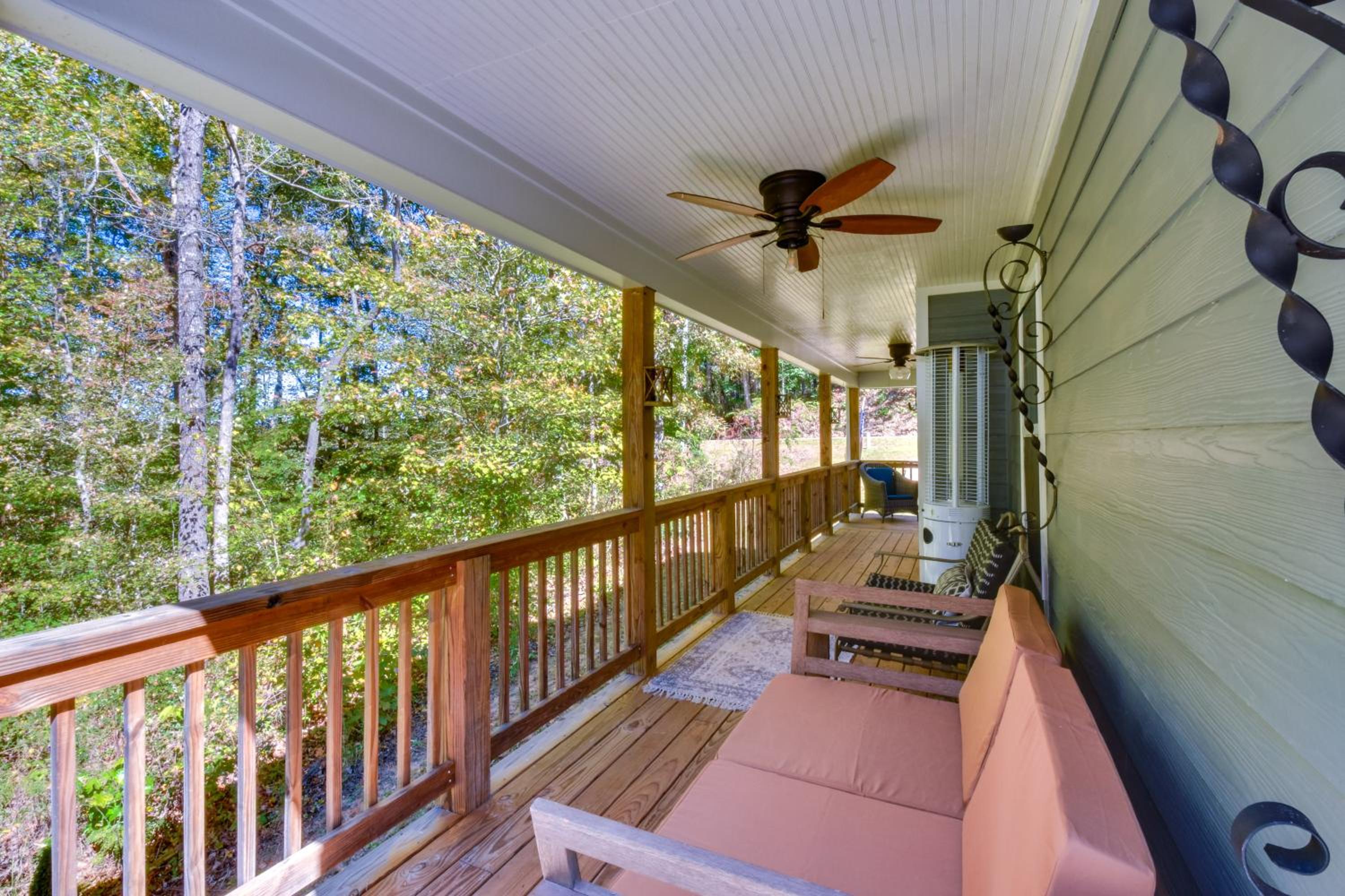 Explore Historic North Georgia! Group-Ready Escape