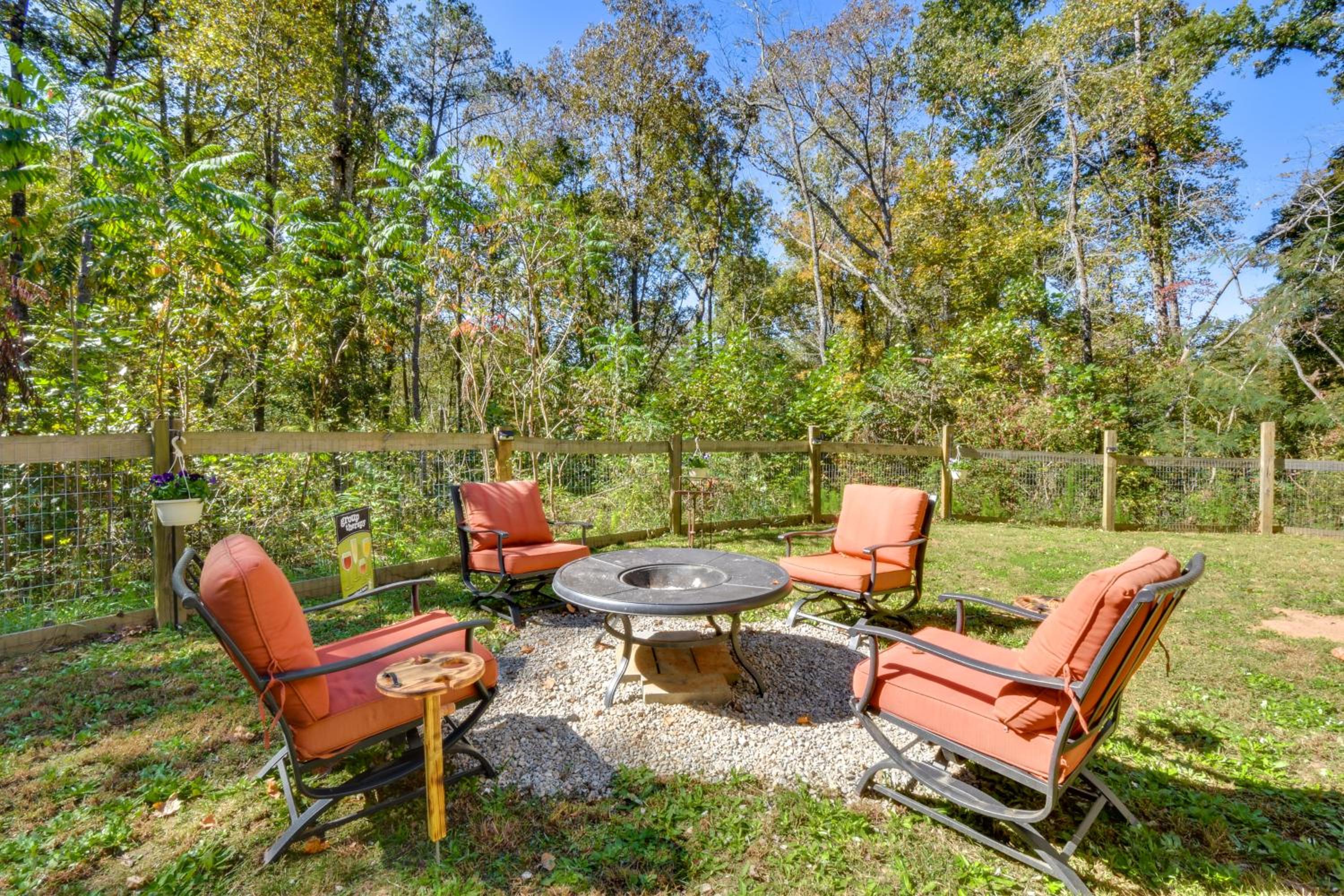 Explore Historic North Georgia! Group-Ready Escape