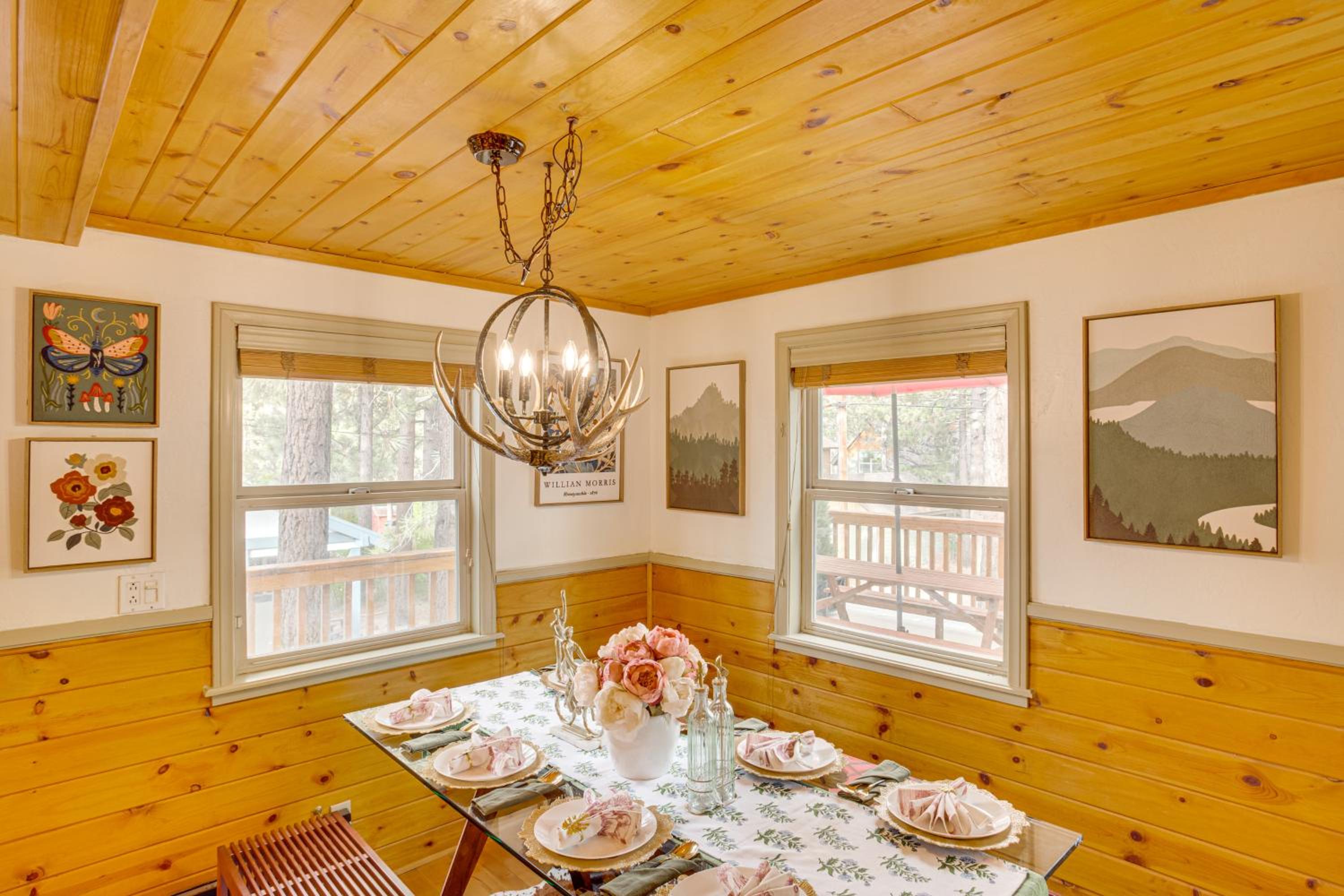 3 Mi to Snow Summit Charming Home with Fenced Yard