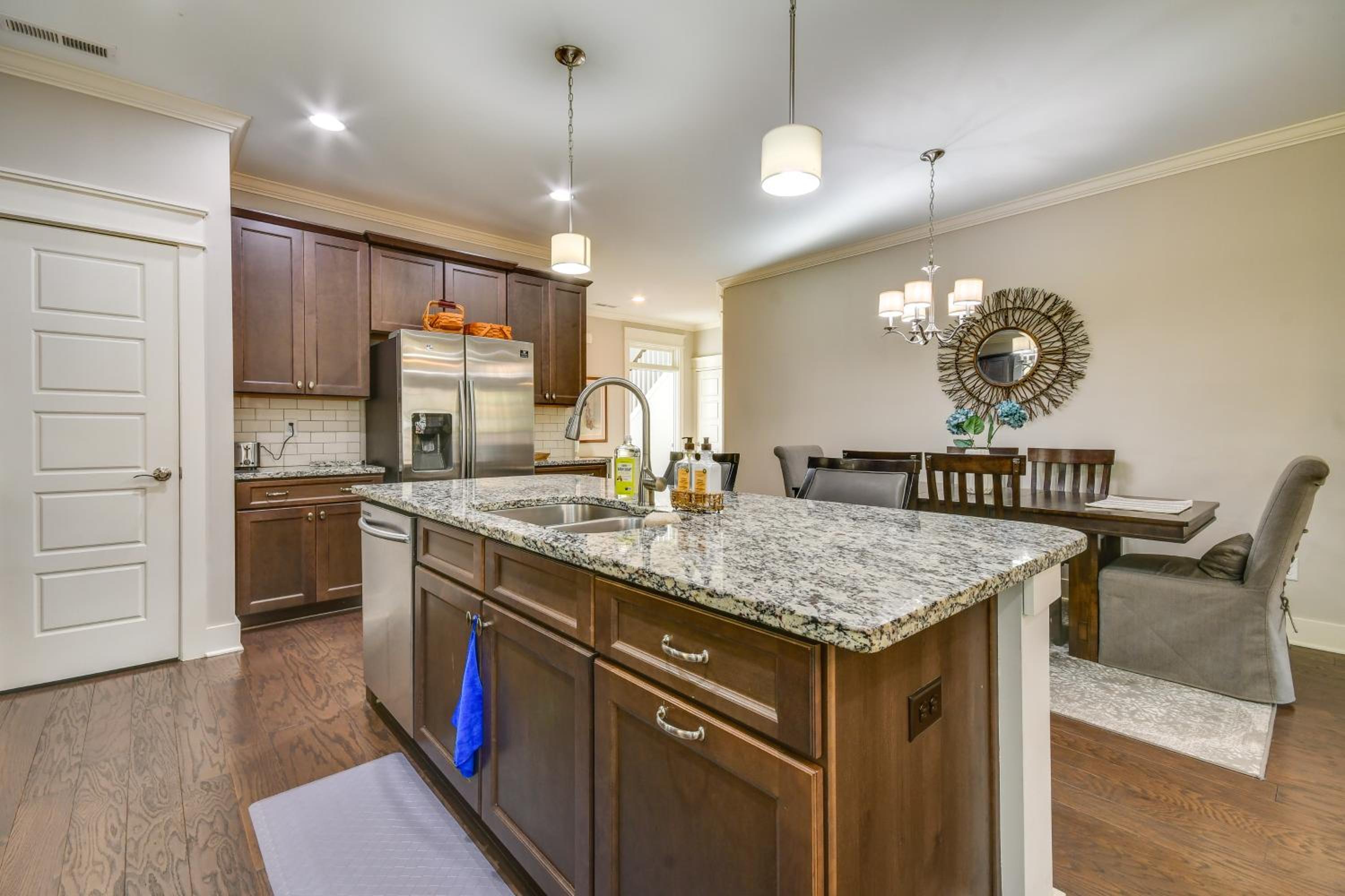 Couples Retreat Near Trails and Blue Ridge Pkwy!