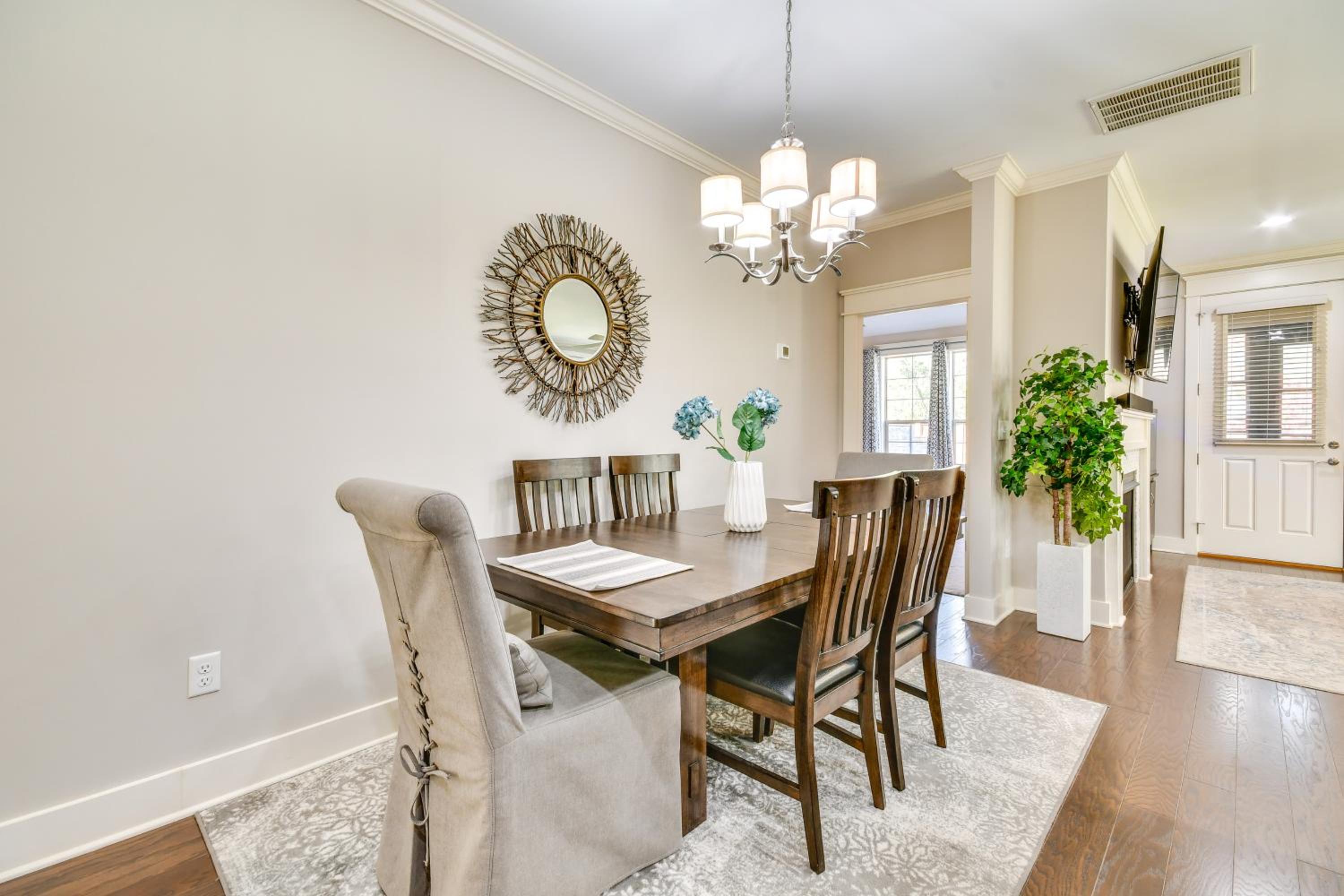 Couples Retreat Near Trails and Blue Ridge Pkwy!