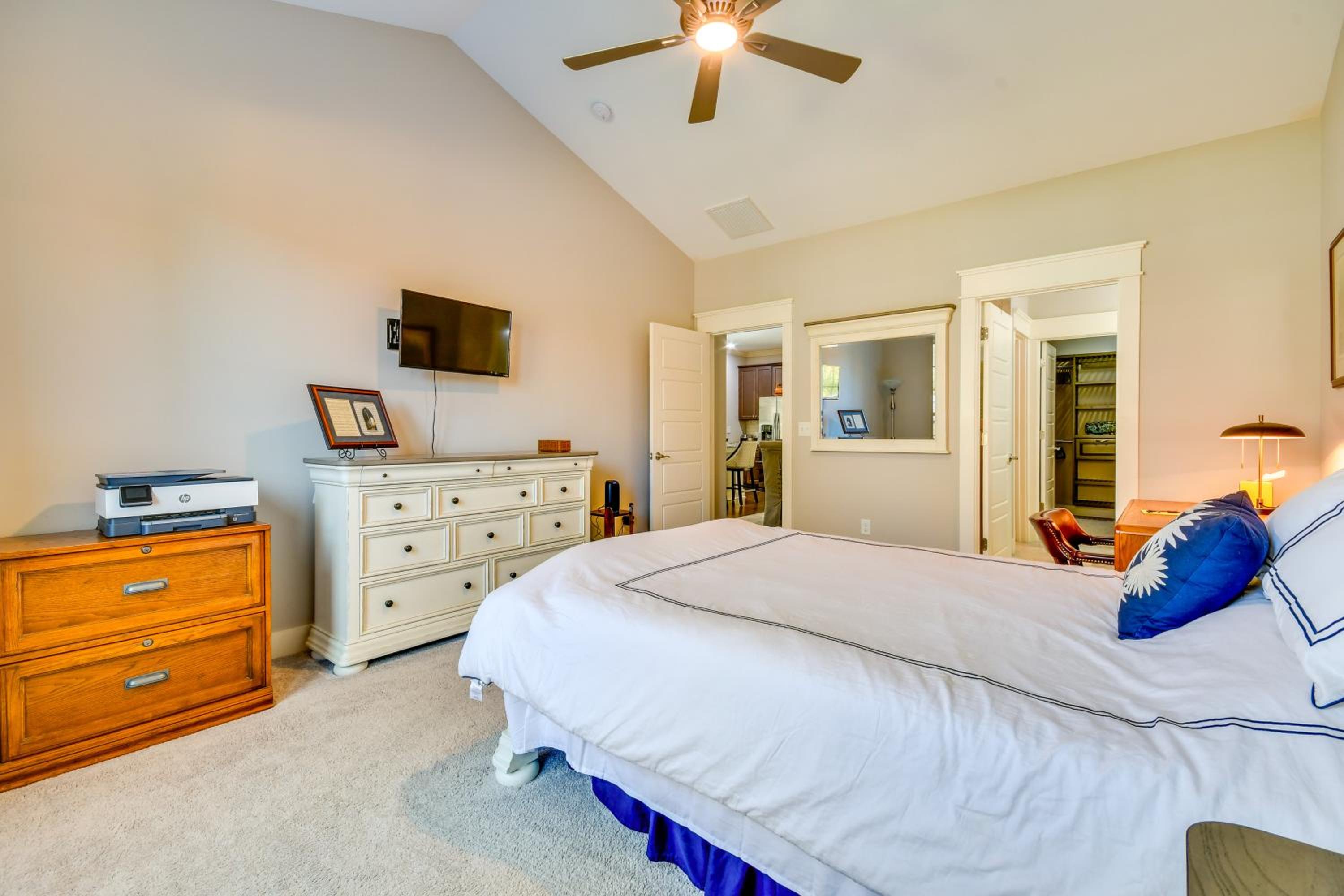 Couples Retreat Near Trails and Blue Ridge Pkwy!