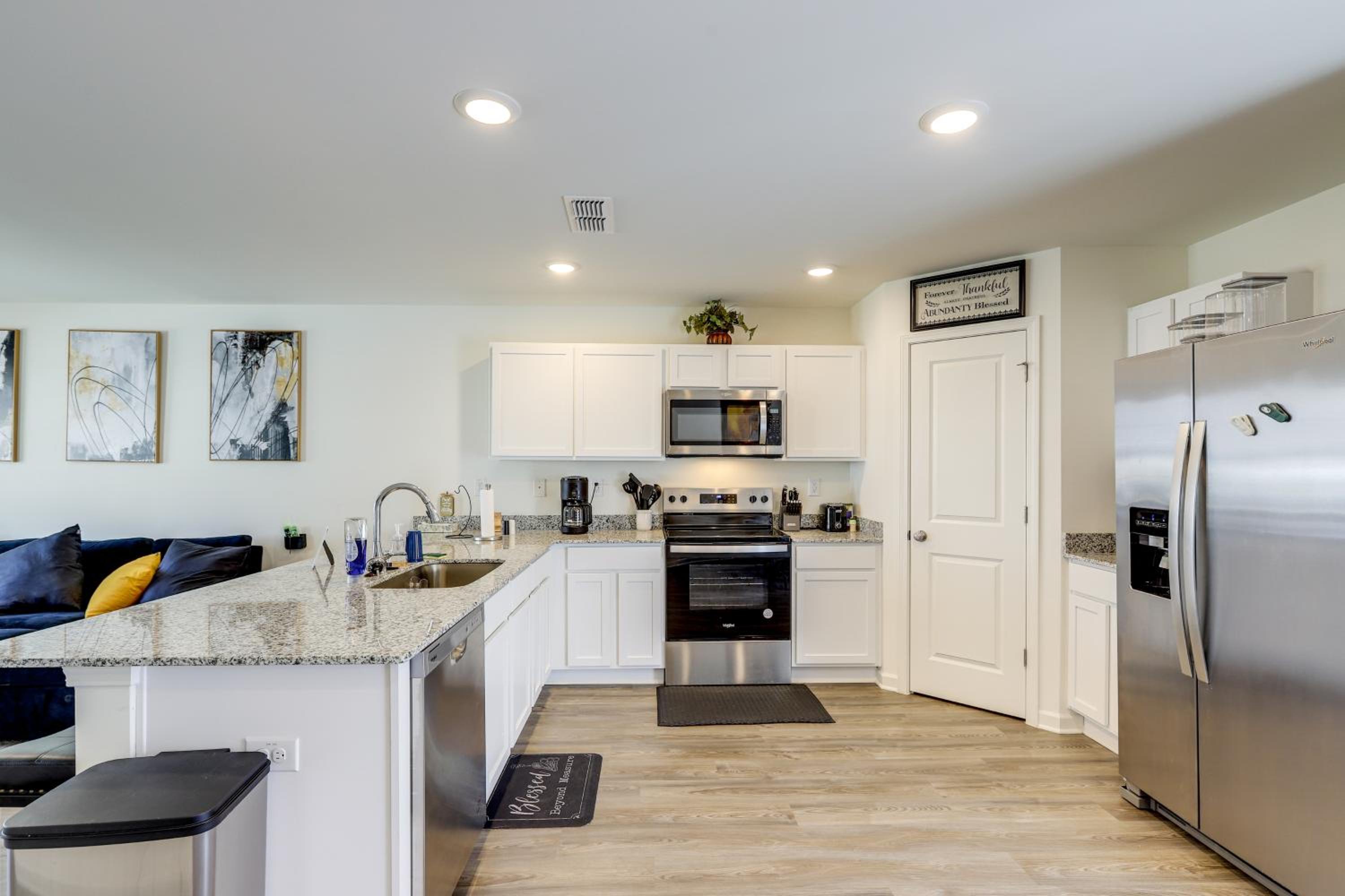 Family Fun in Jackson! Convenient and Spacious Base