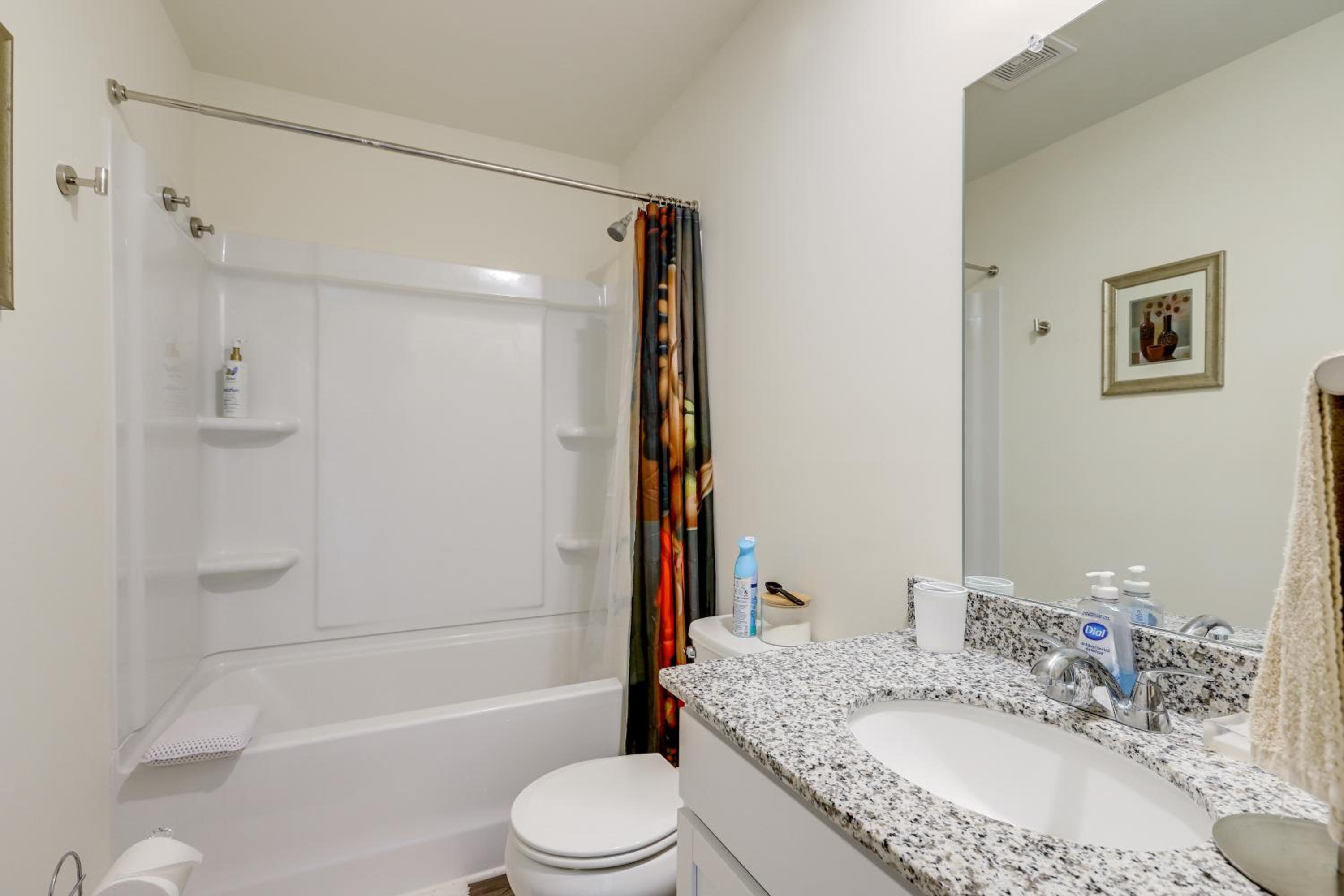 Family Fun in Jackson! Convenient and Spacious Base