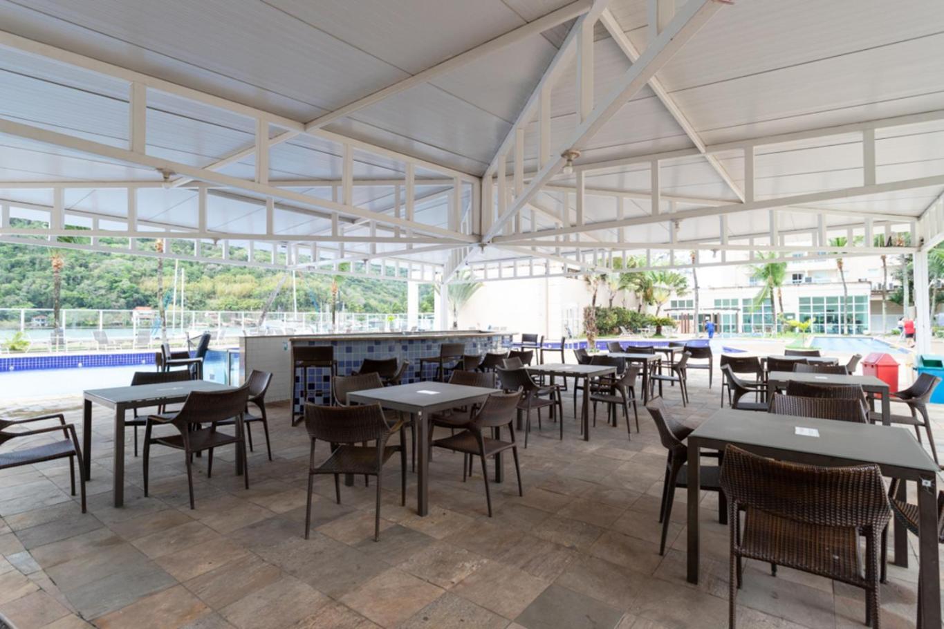 Loft c Varanda, Piscina e Academia em Itacuruca