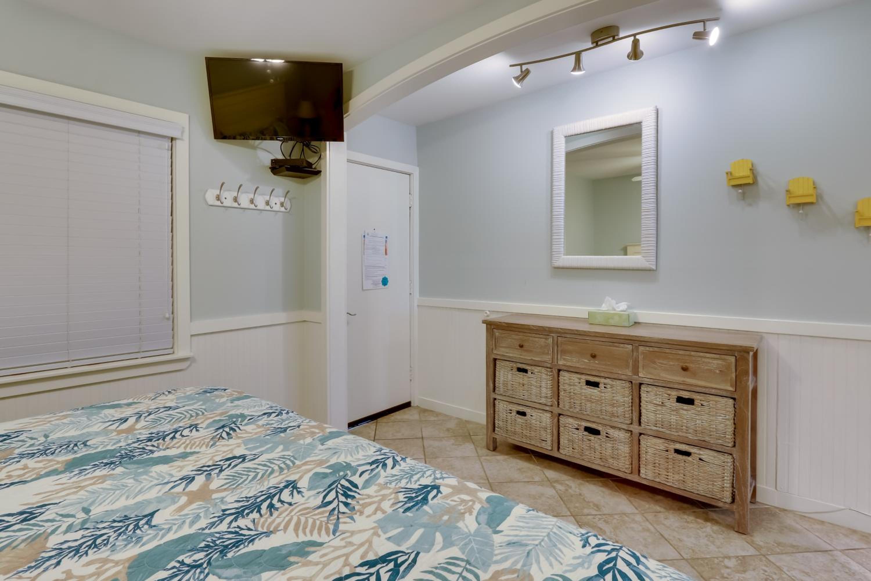 Oceanfront Breakers 137 Condo with Sunrise Views!