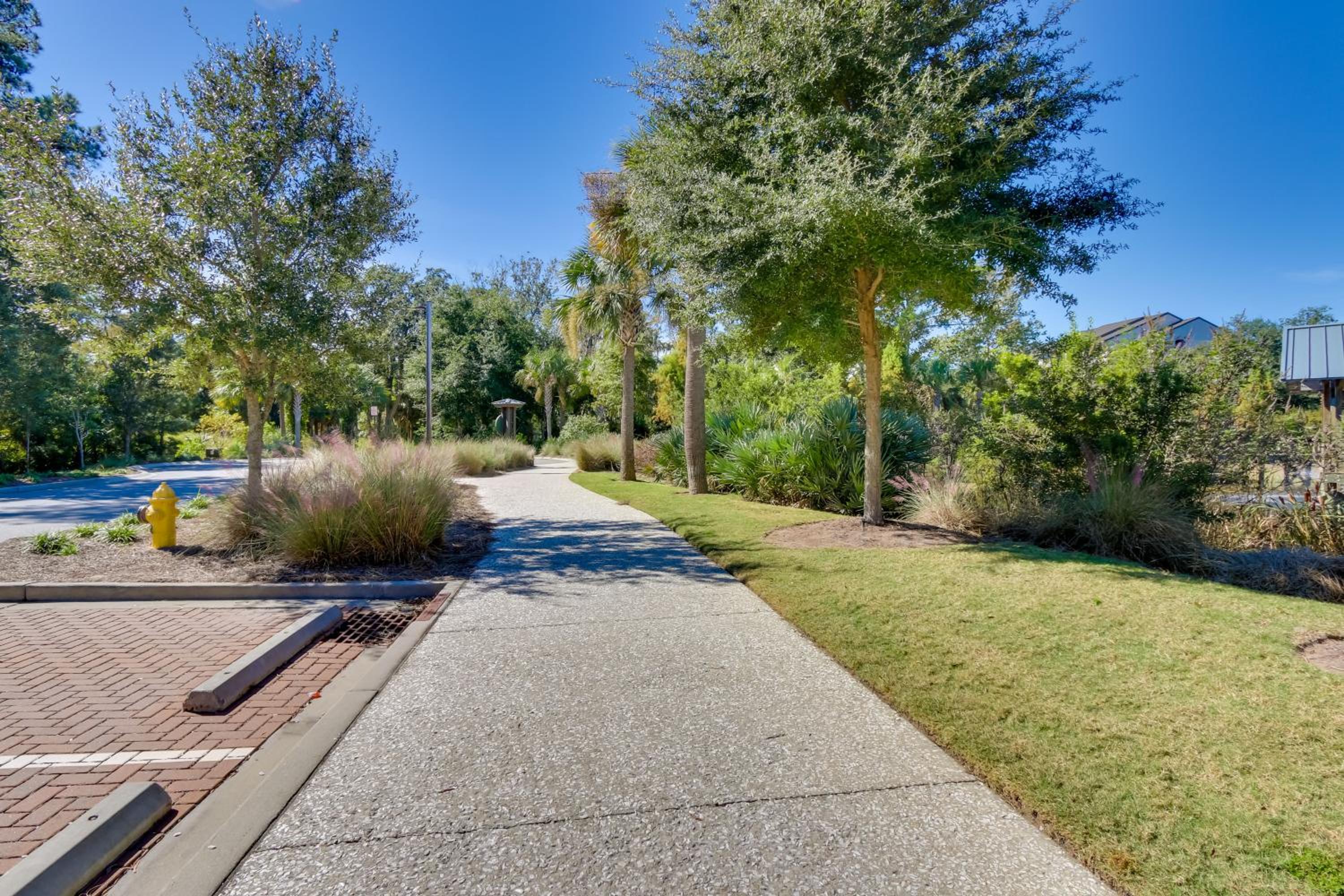 Oceanfront Breakers 137 Condo with Sunrise Views!