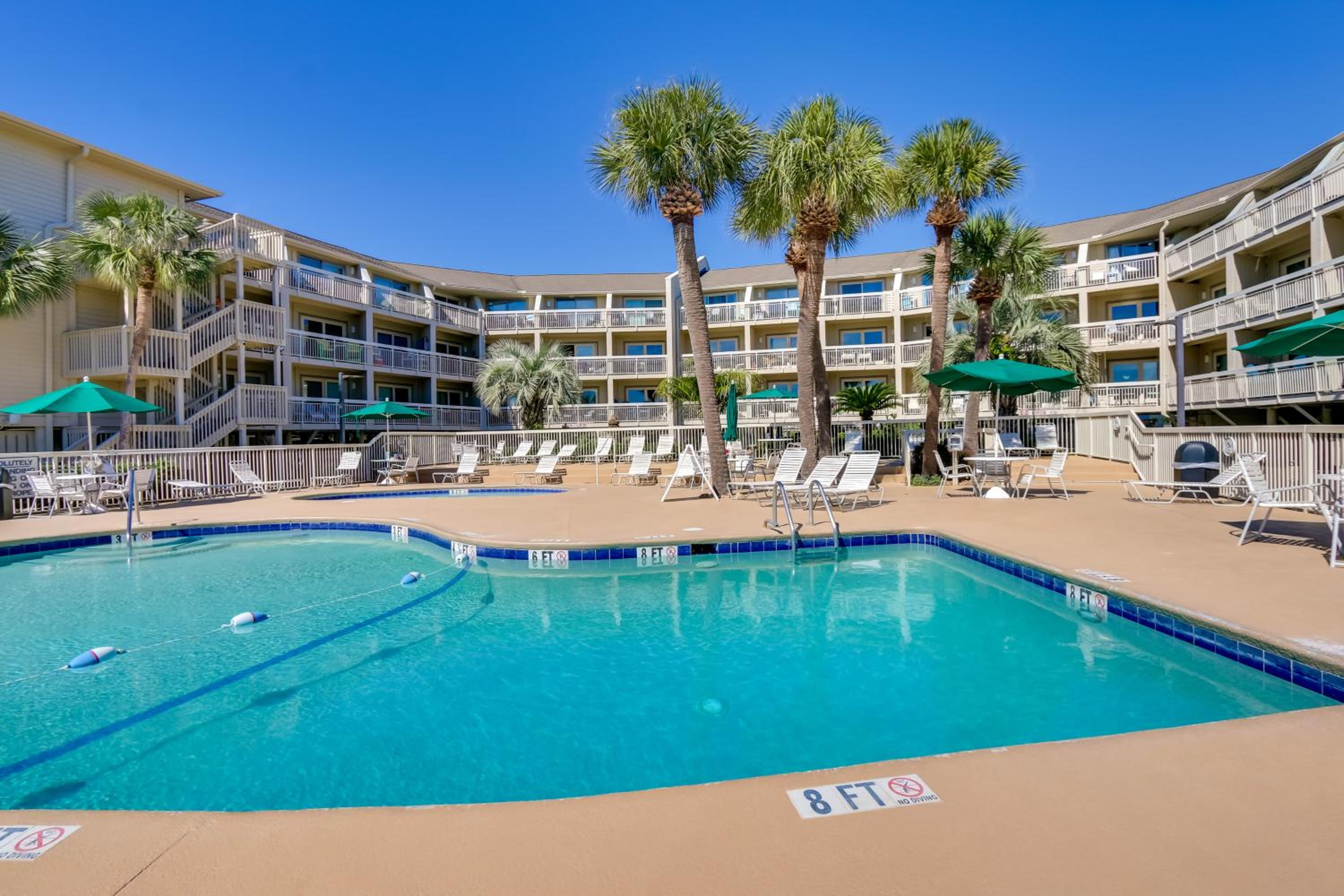 Oceanfront Condo! Breakers 210 with Sunrise Views