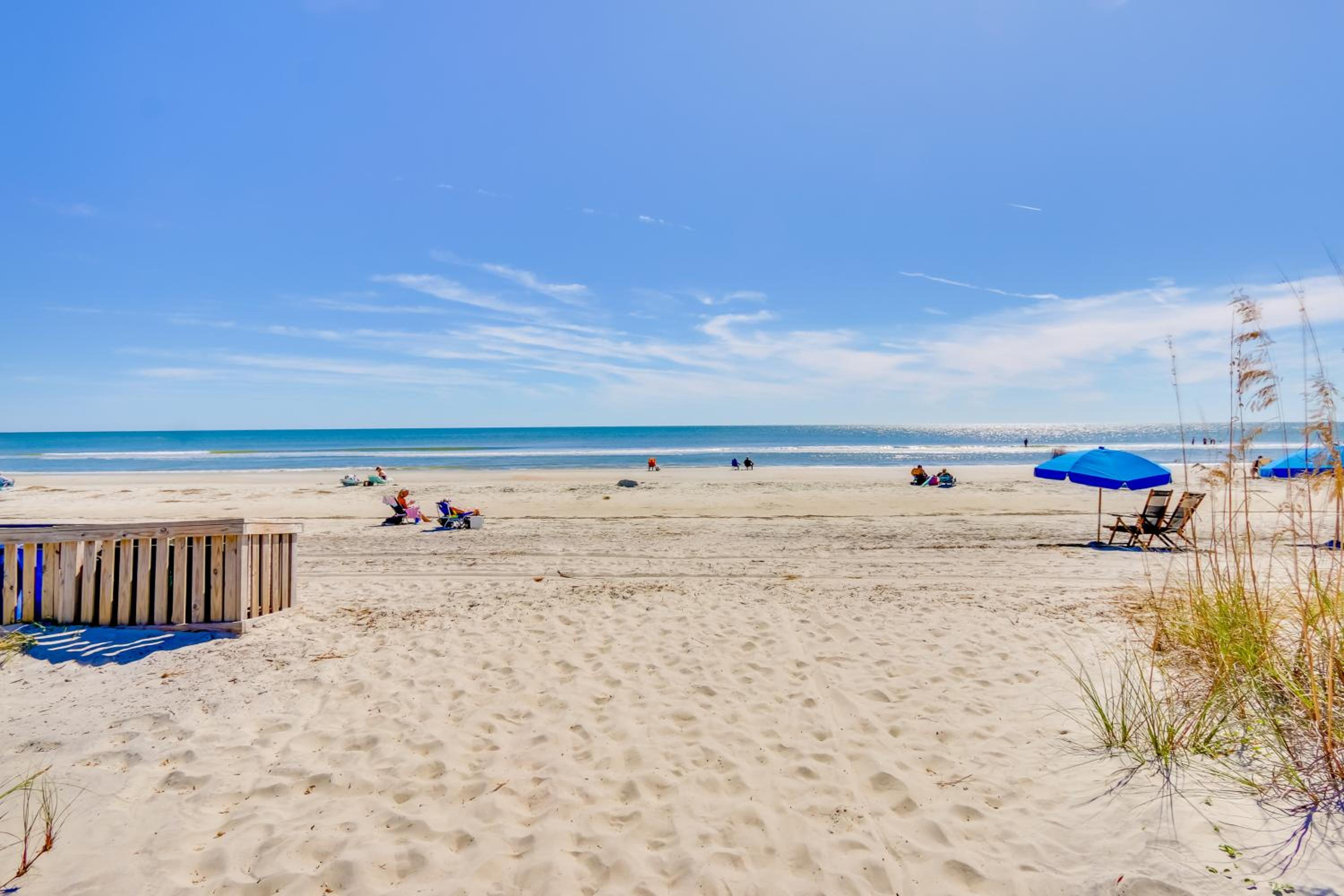 Oceanfront Condo! Breakers 210 with Sunrise Views