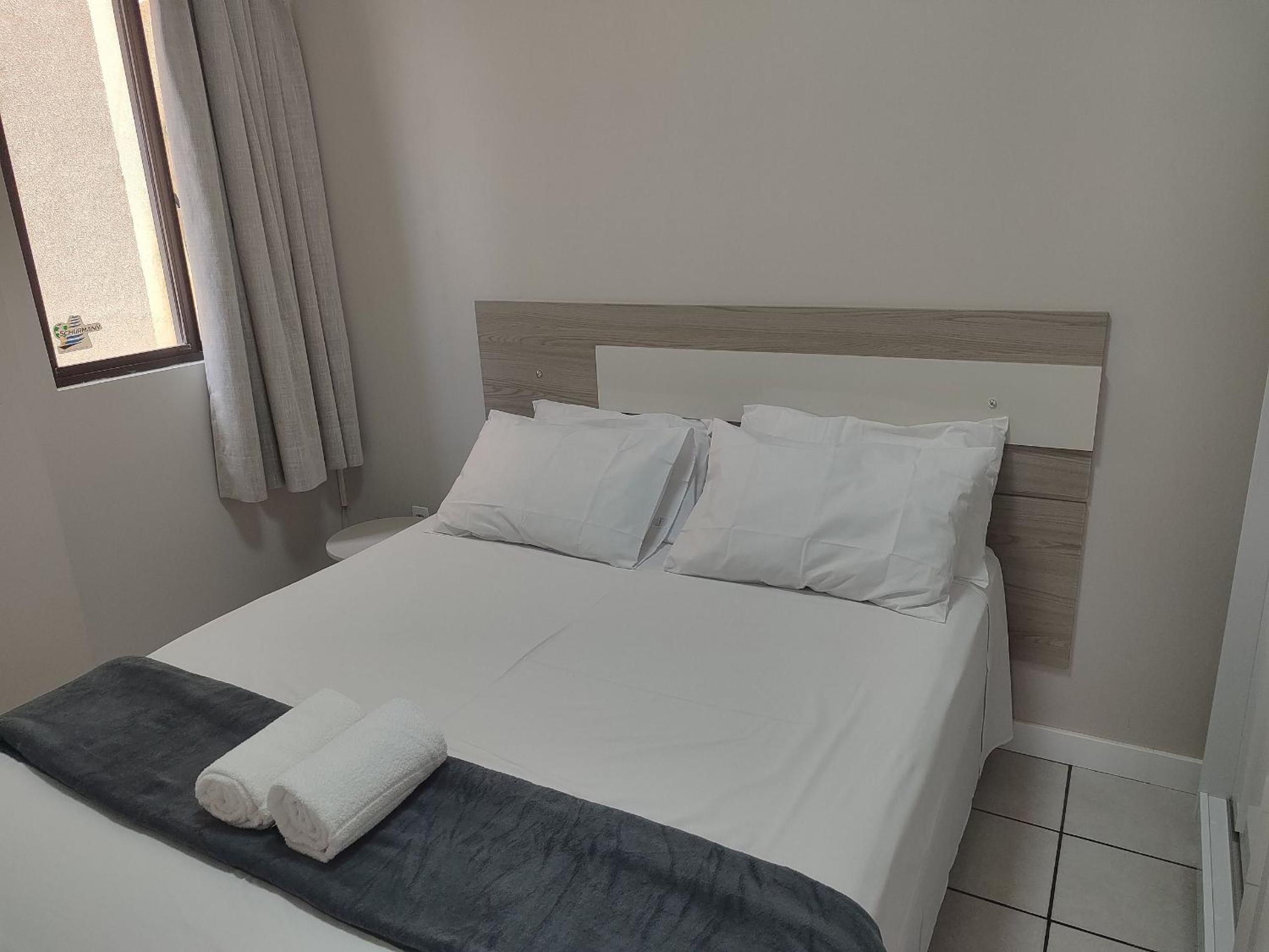 Fully equipped apartments in Meia Praia, 150m from the sea - EOOs