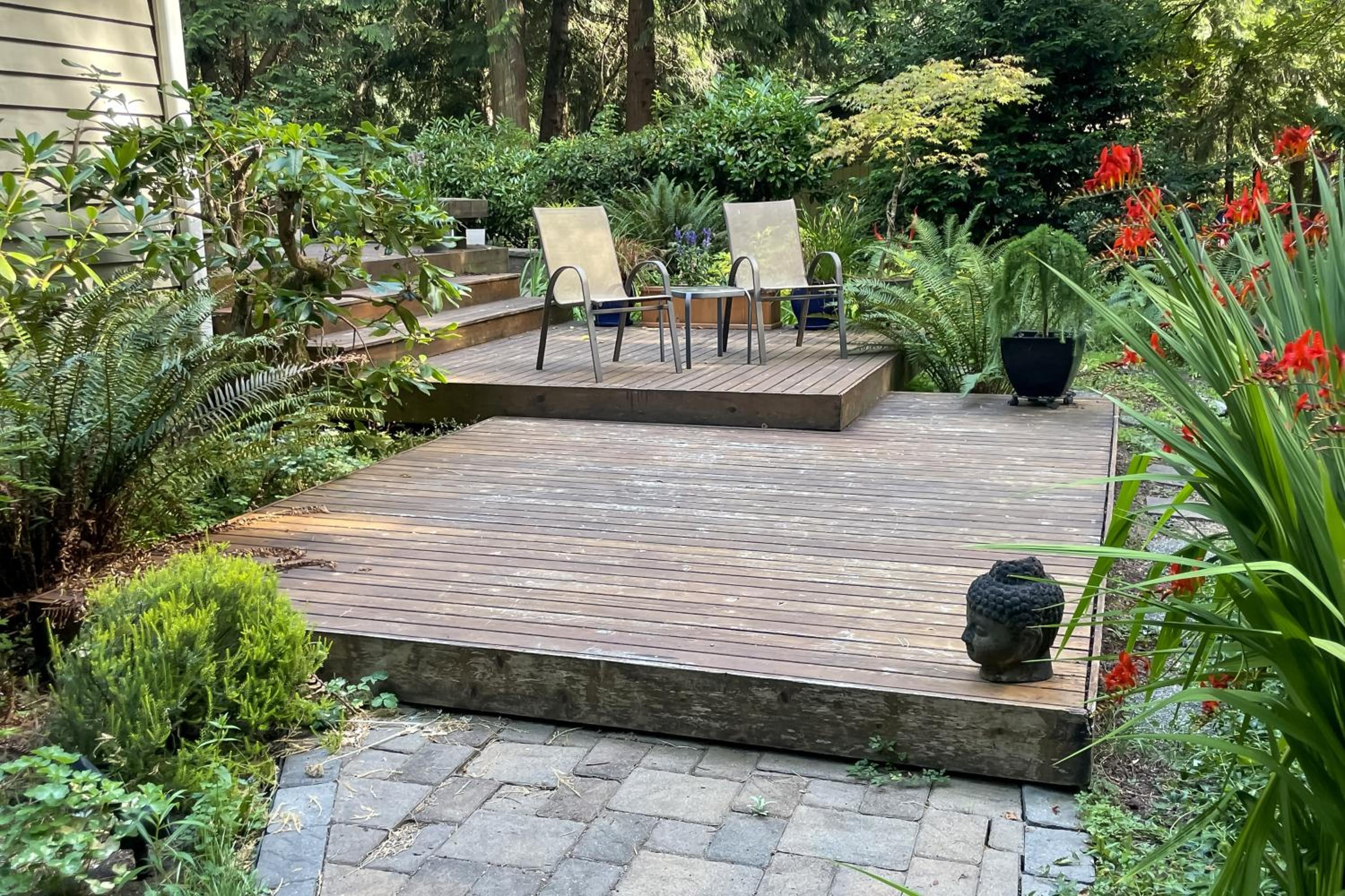 Walk to Beach and Village Bainbridge Island Gem!