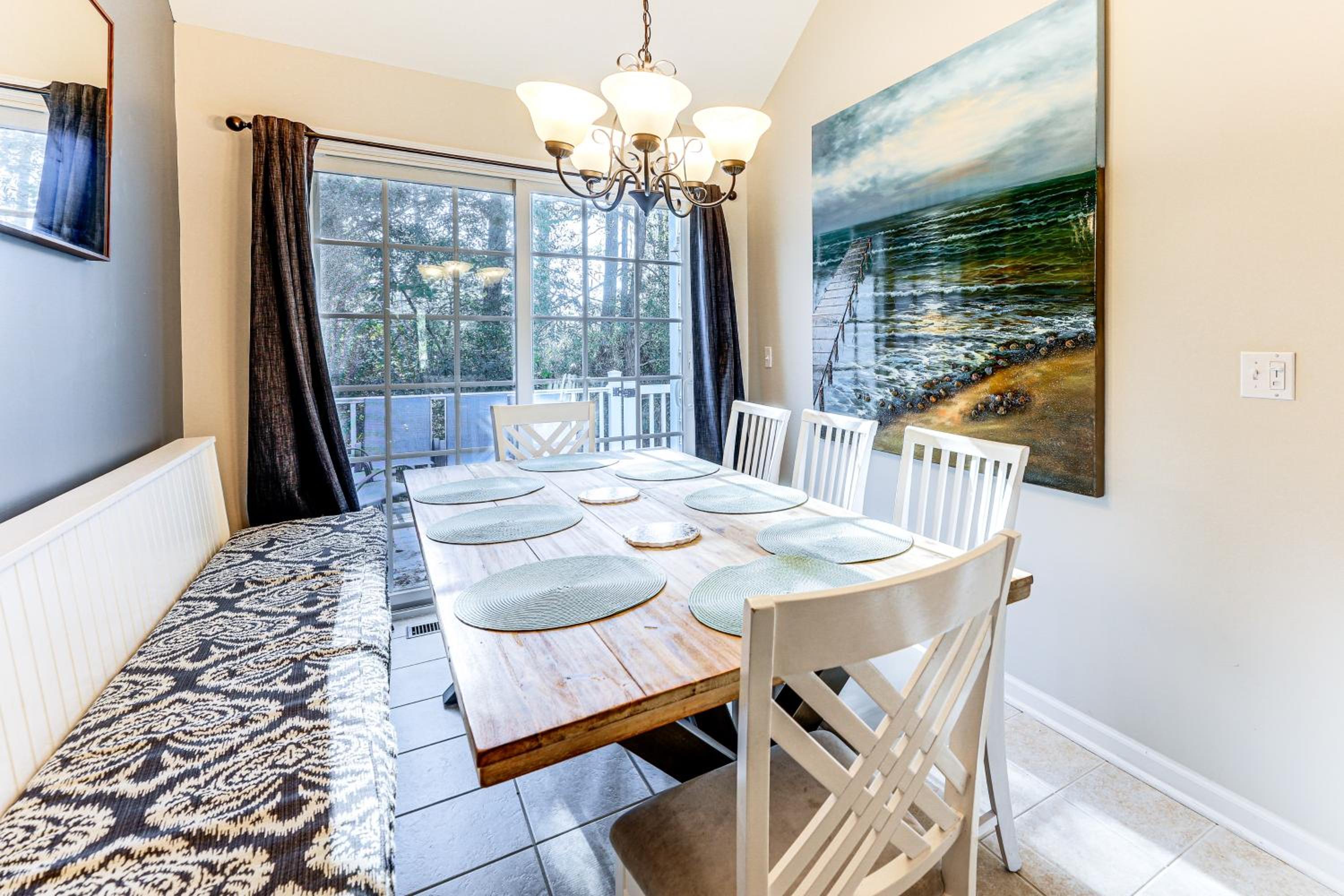 2 Mi to Bethany Beach Boardwalk! Townhome with Pool