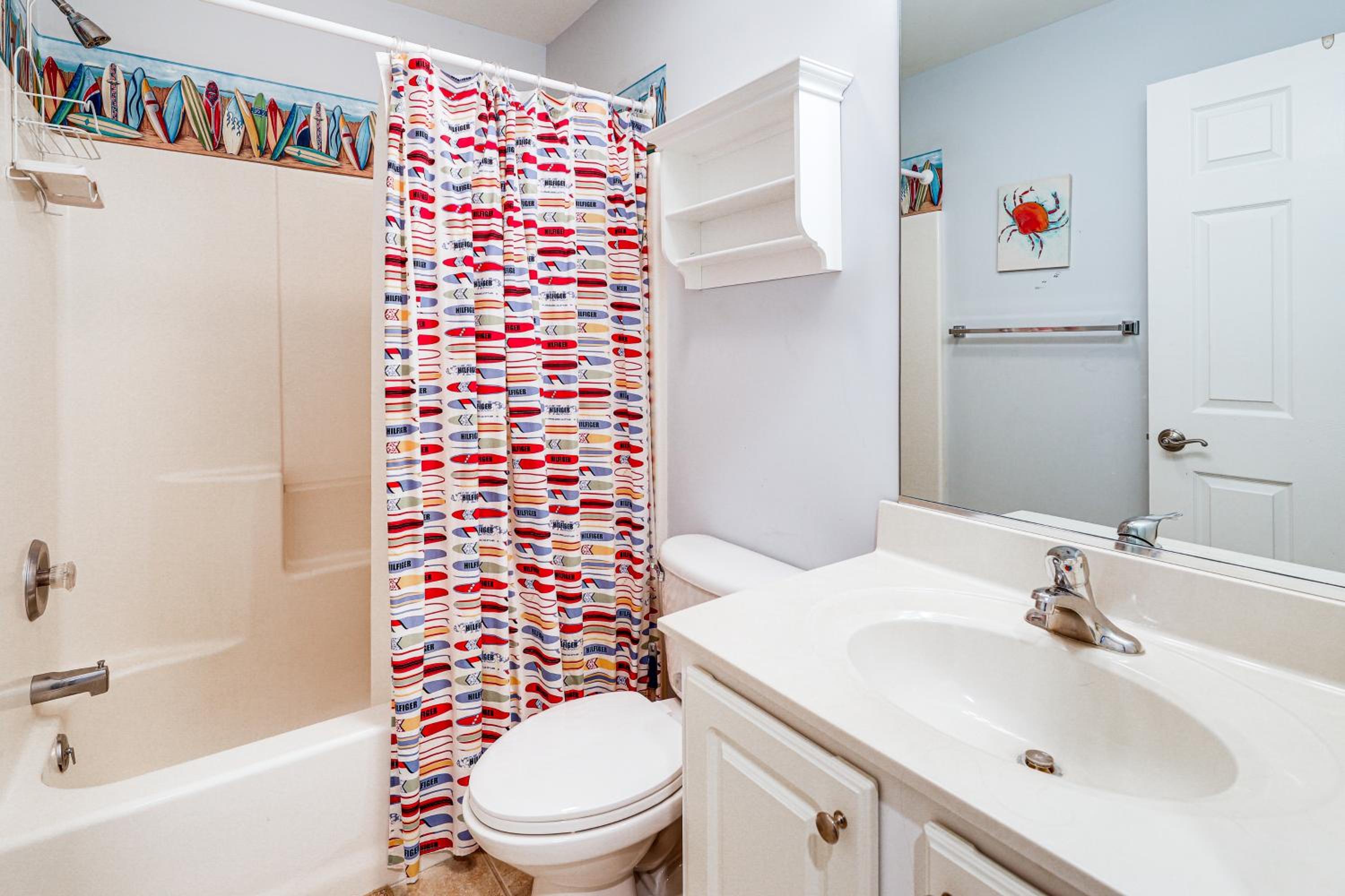 2 Mi to Bethany Beach Boardwalk! Townhome with Pool