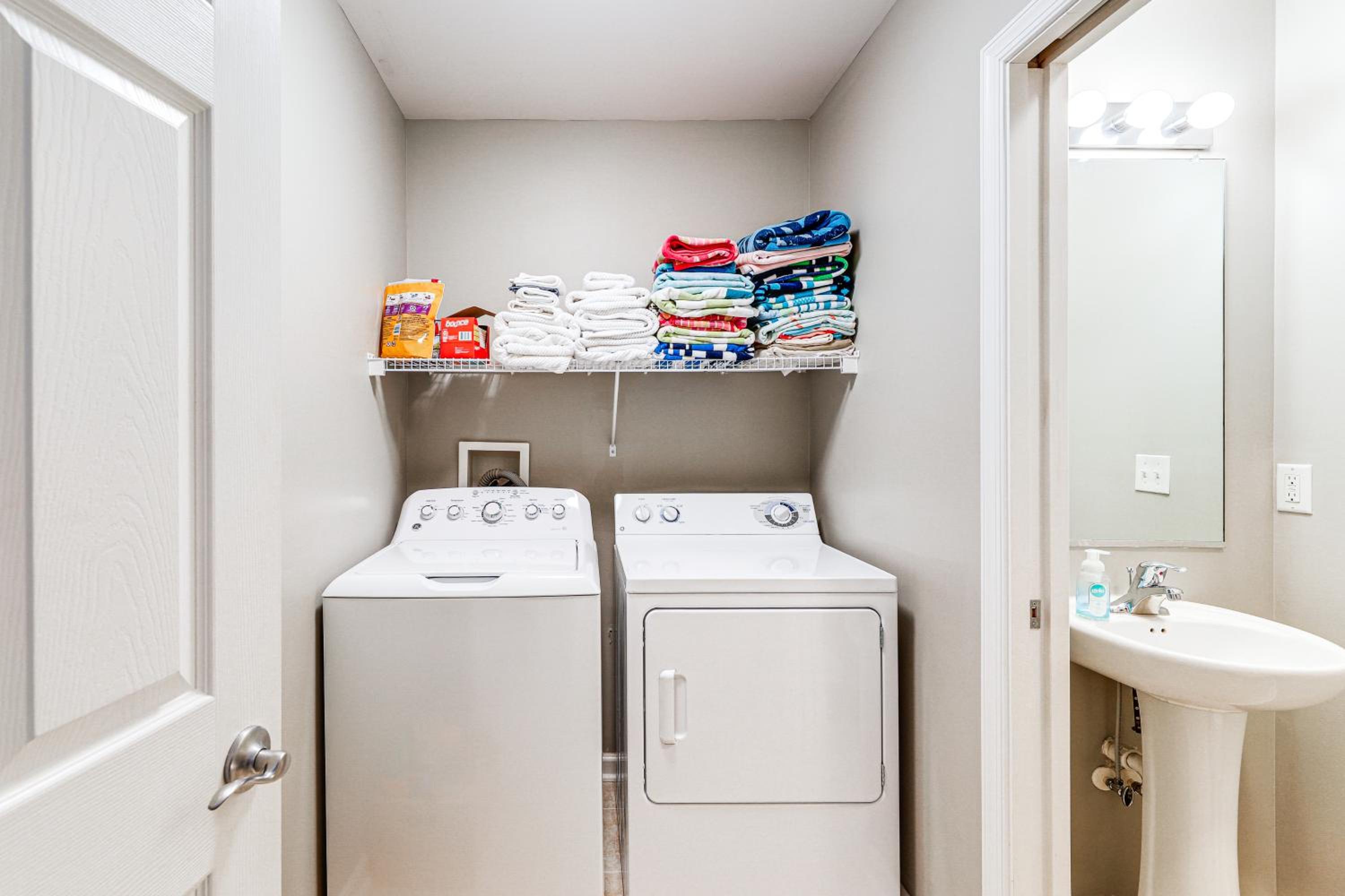 2 Mi to Bethany Beach Boardwalk! Townhome with Pool