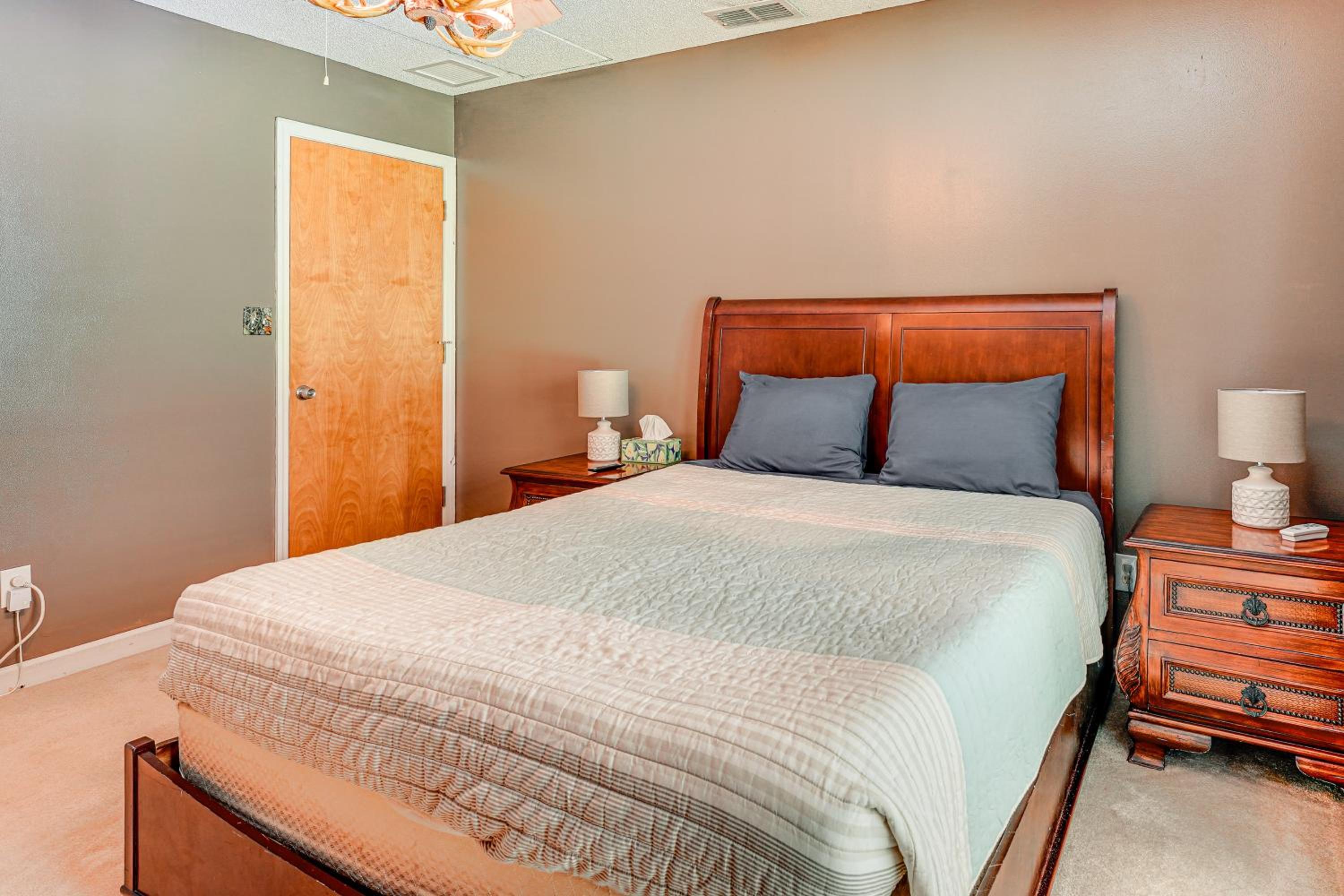 Suwannee River Retreat Pet Friendly, Private Dock