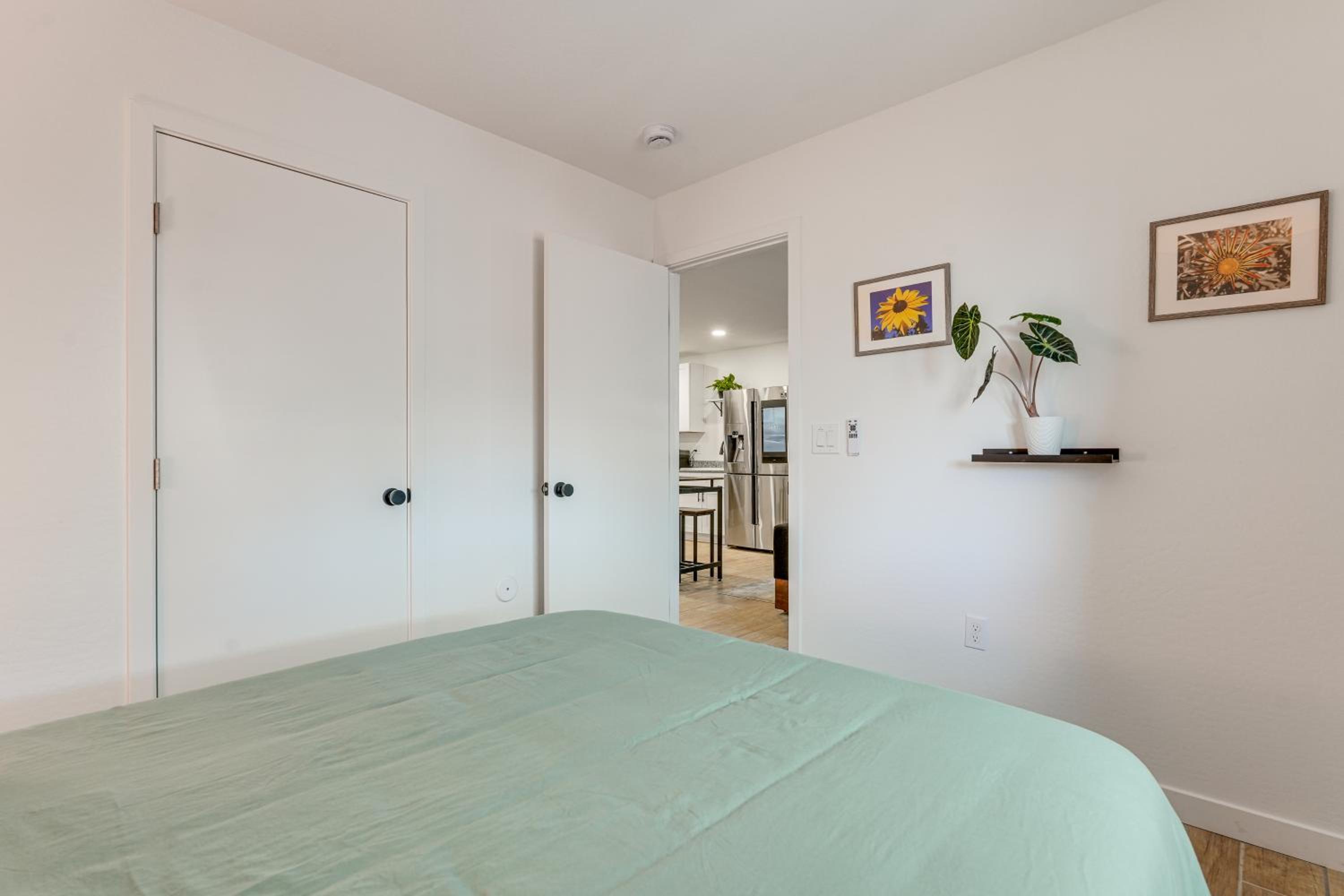 Hike, Golf and Explore Pet-Friendly Phoenix Casita!