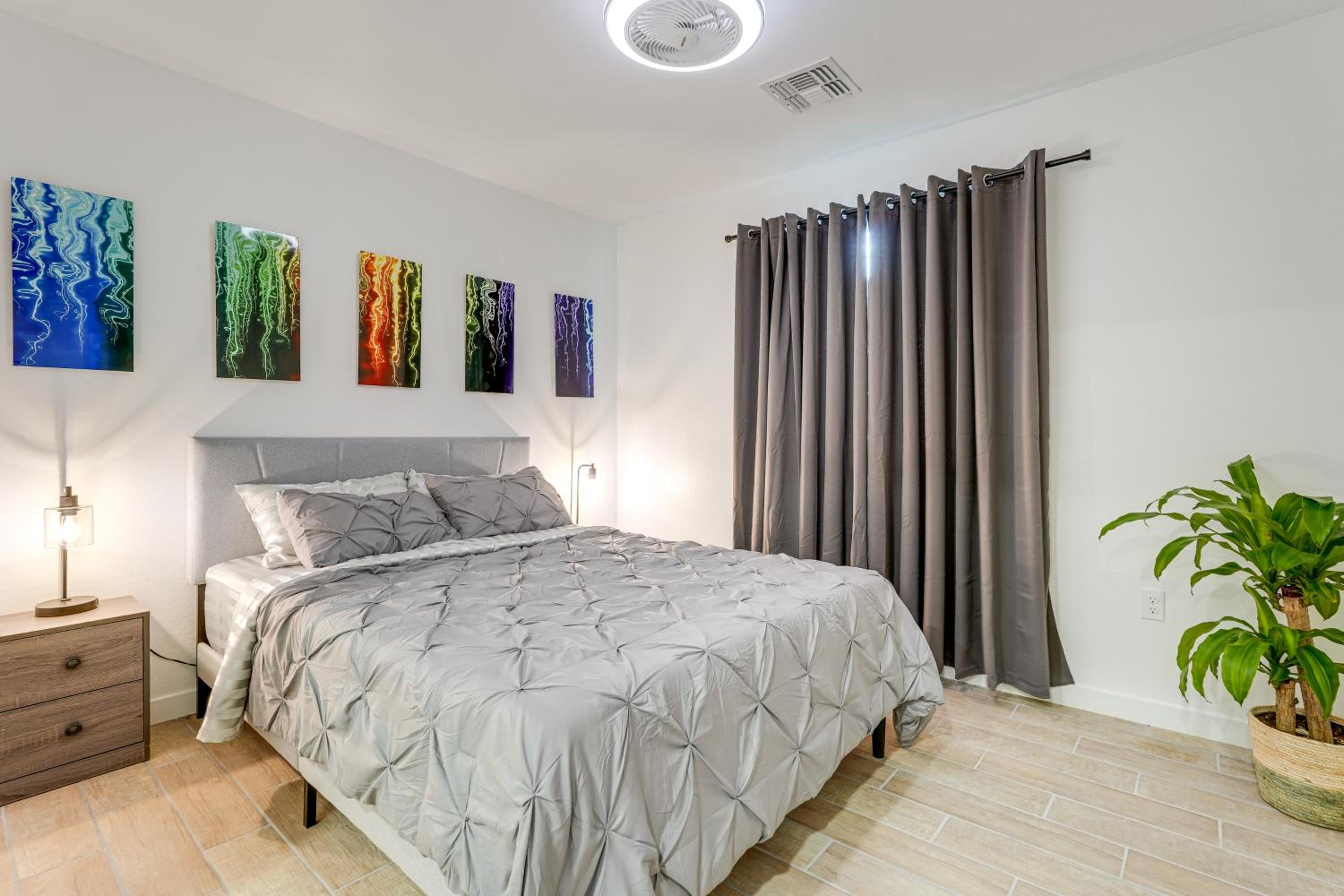 Hike, Golf and Explore Pet-Friendly Phoenix Casita!