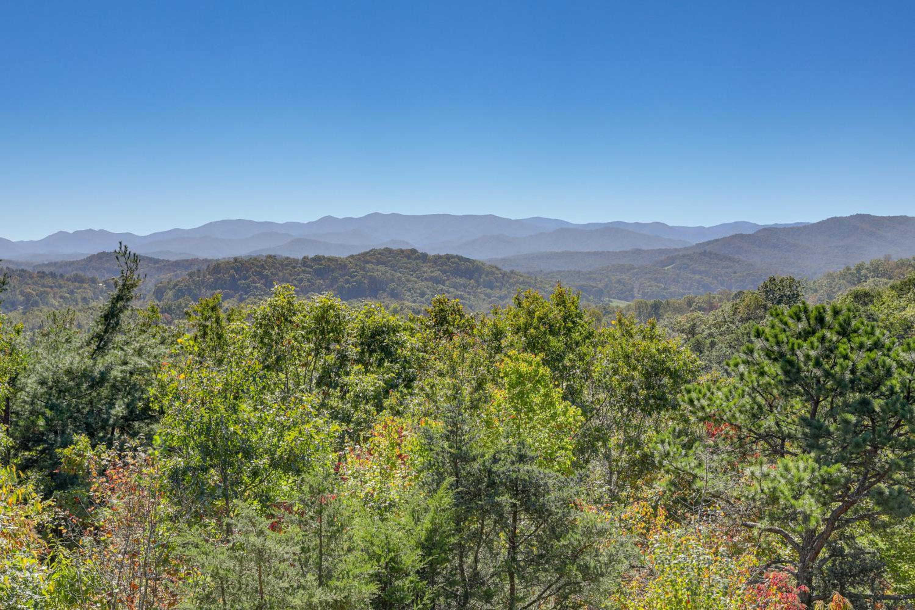 Million-Dollar Mtn Views Cozy Home in Franklin!