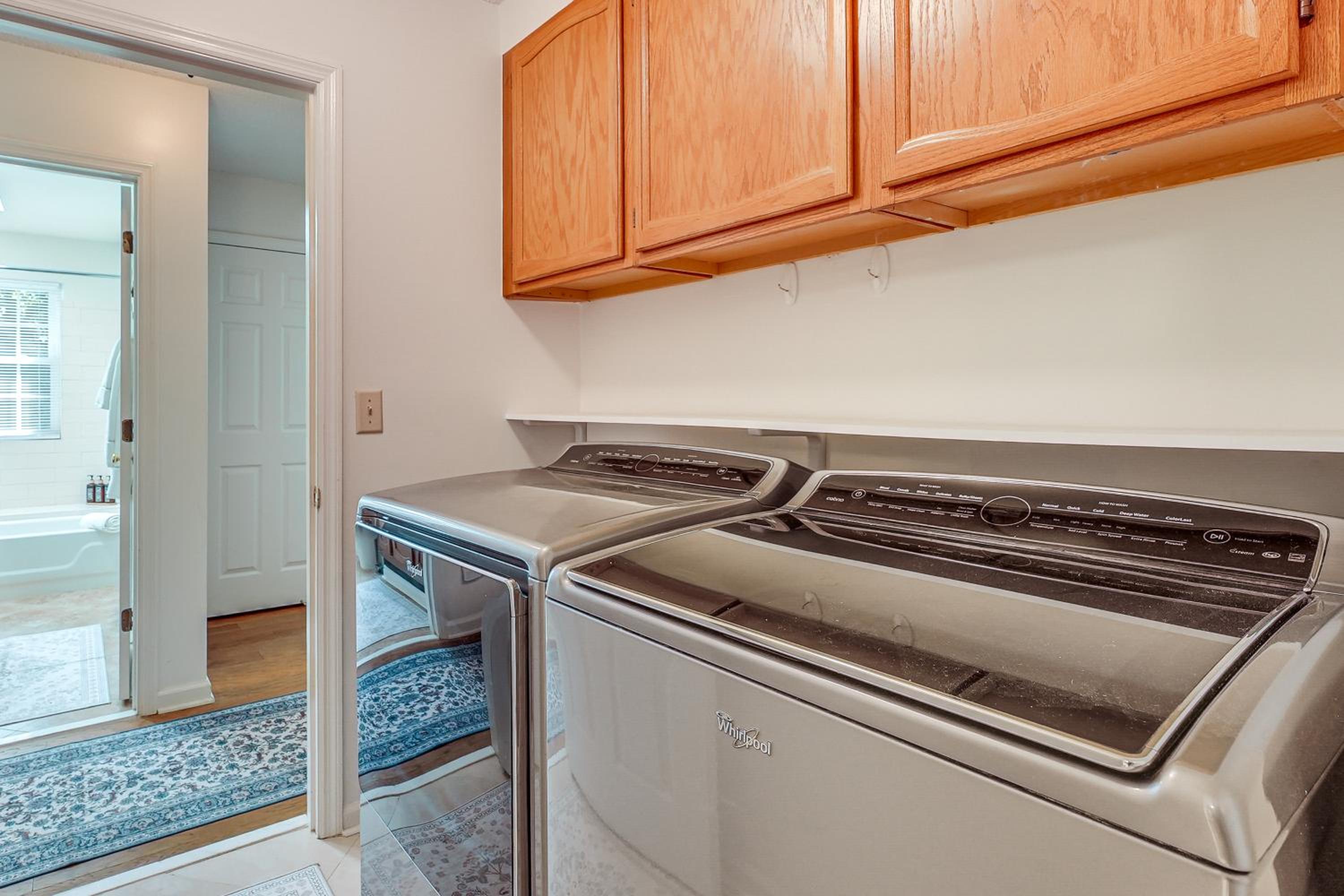 2 Mi to KSU Family Home with Games, Near Parks