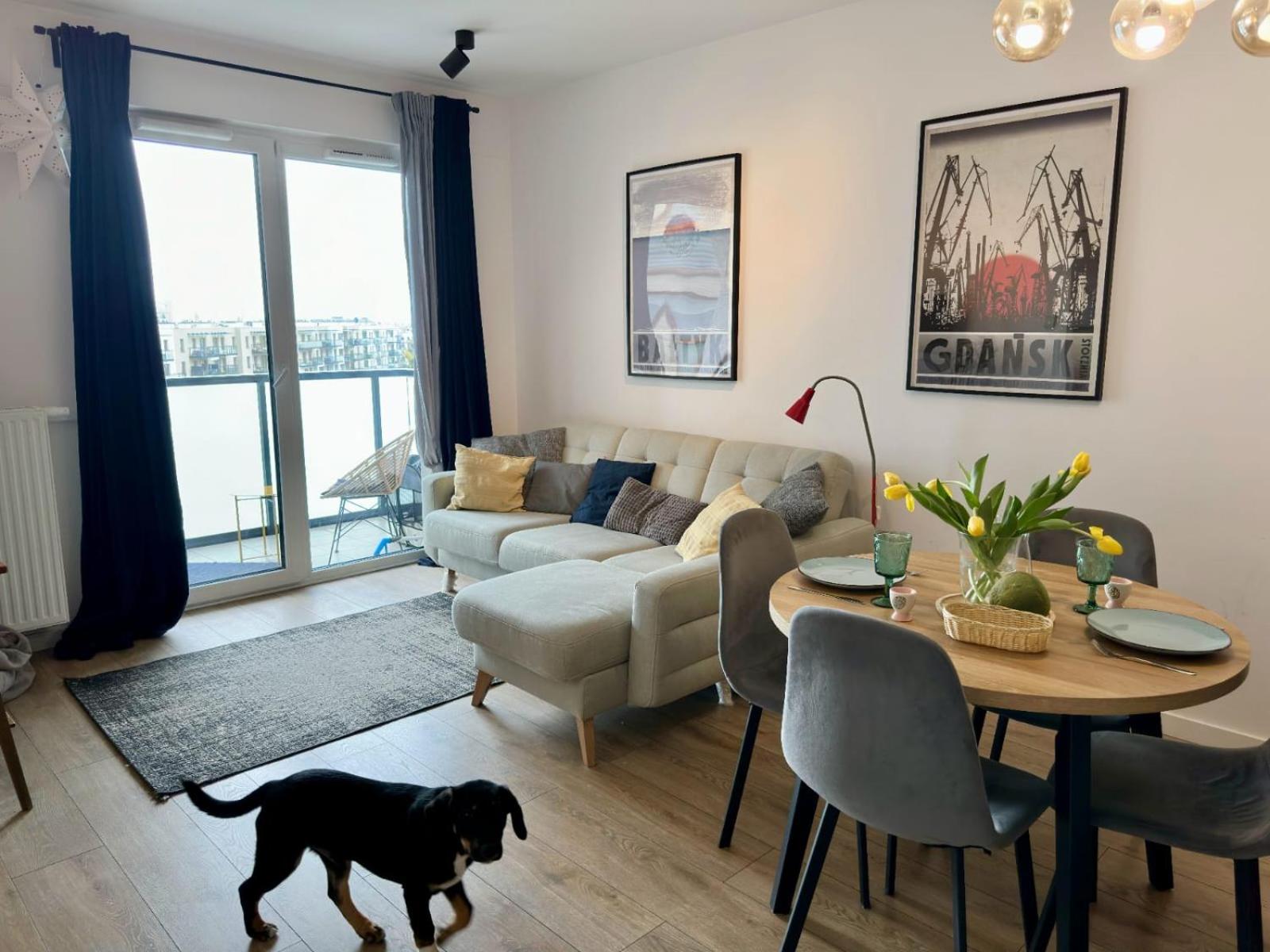 LILY APART - Coworking, gym, indoor playground & pet friendly