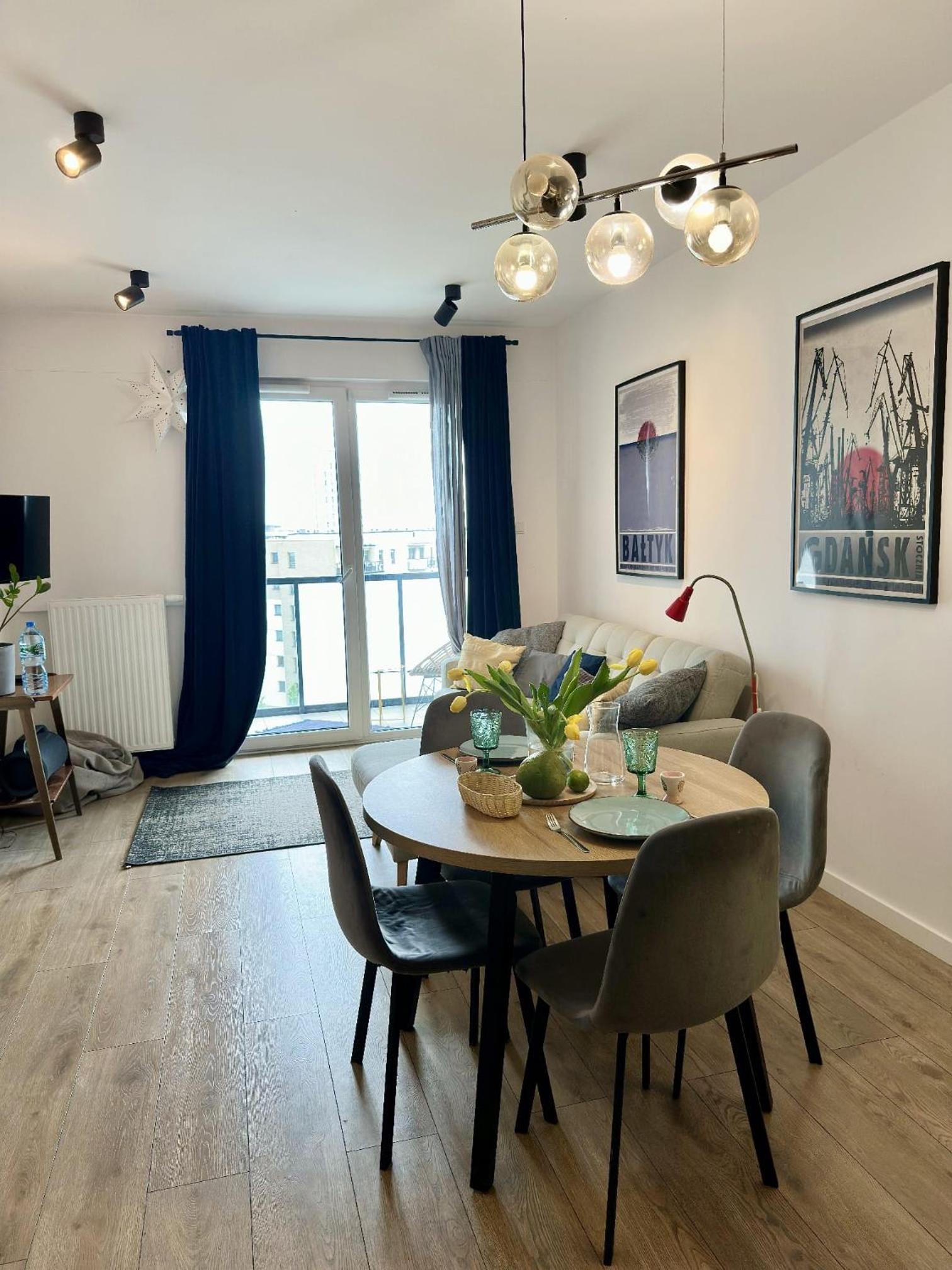 LILY APART - Coworking, gym, indoor playground & pet friendly