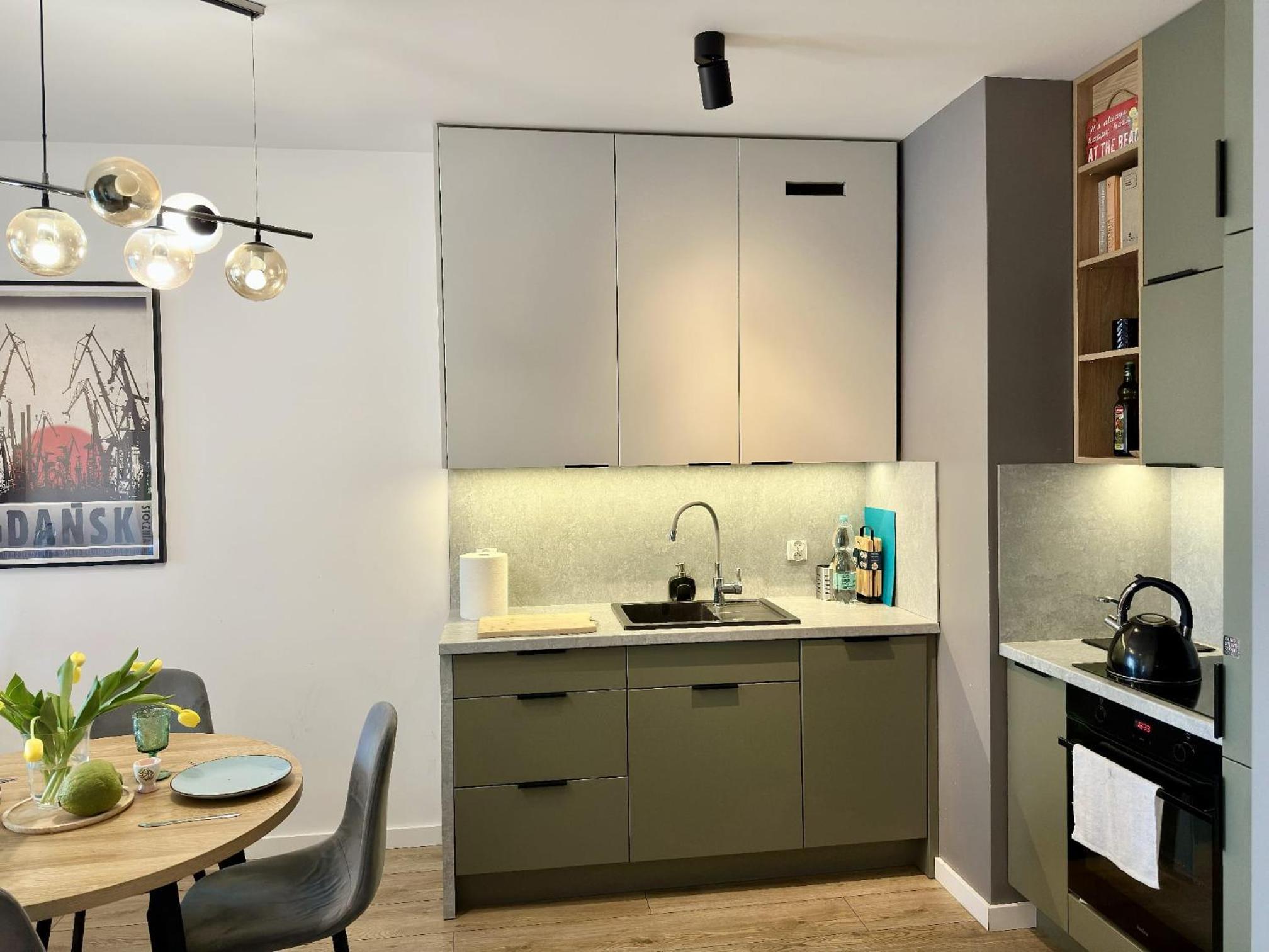 LILY APART - Coworking, gym, indoor playground & pet friendly