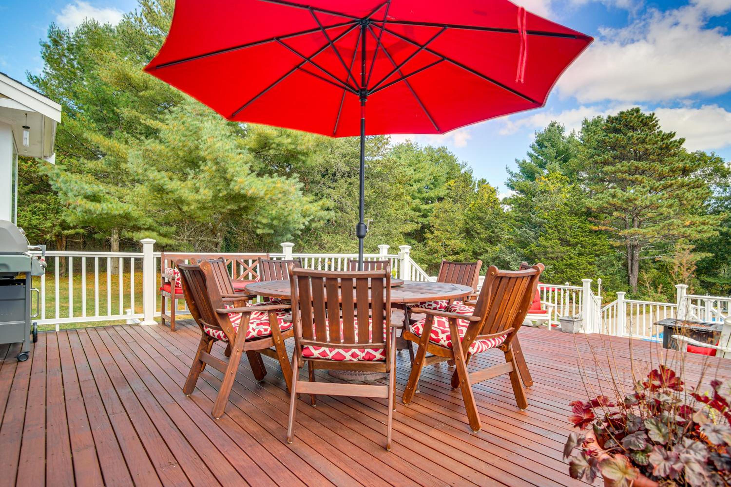 3 Mi to Megansett Beach Home with Pool and Game Room