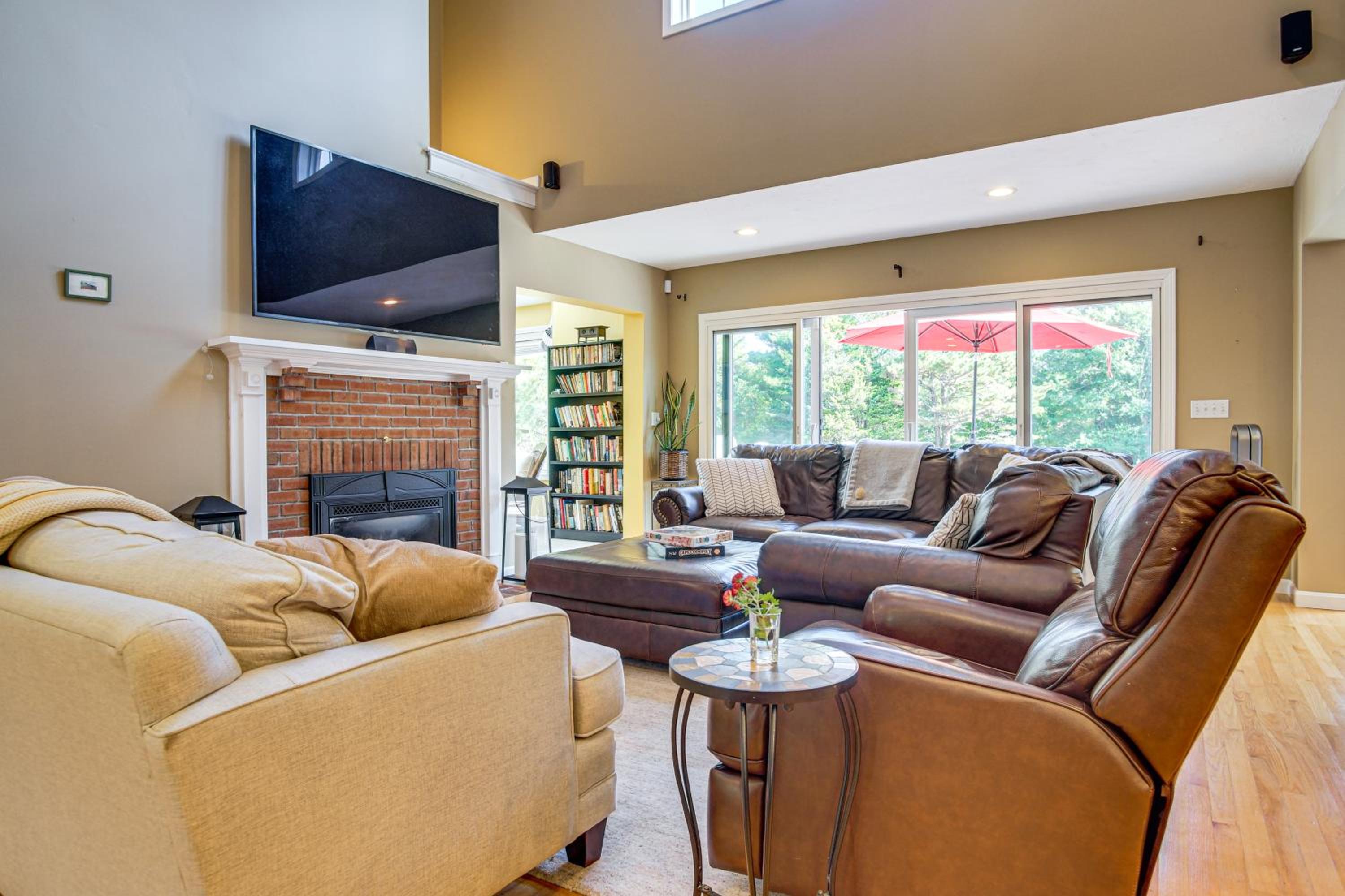 3 Mi to Megansett Beach Home with Pool and Game Room