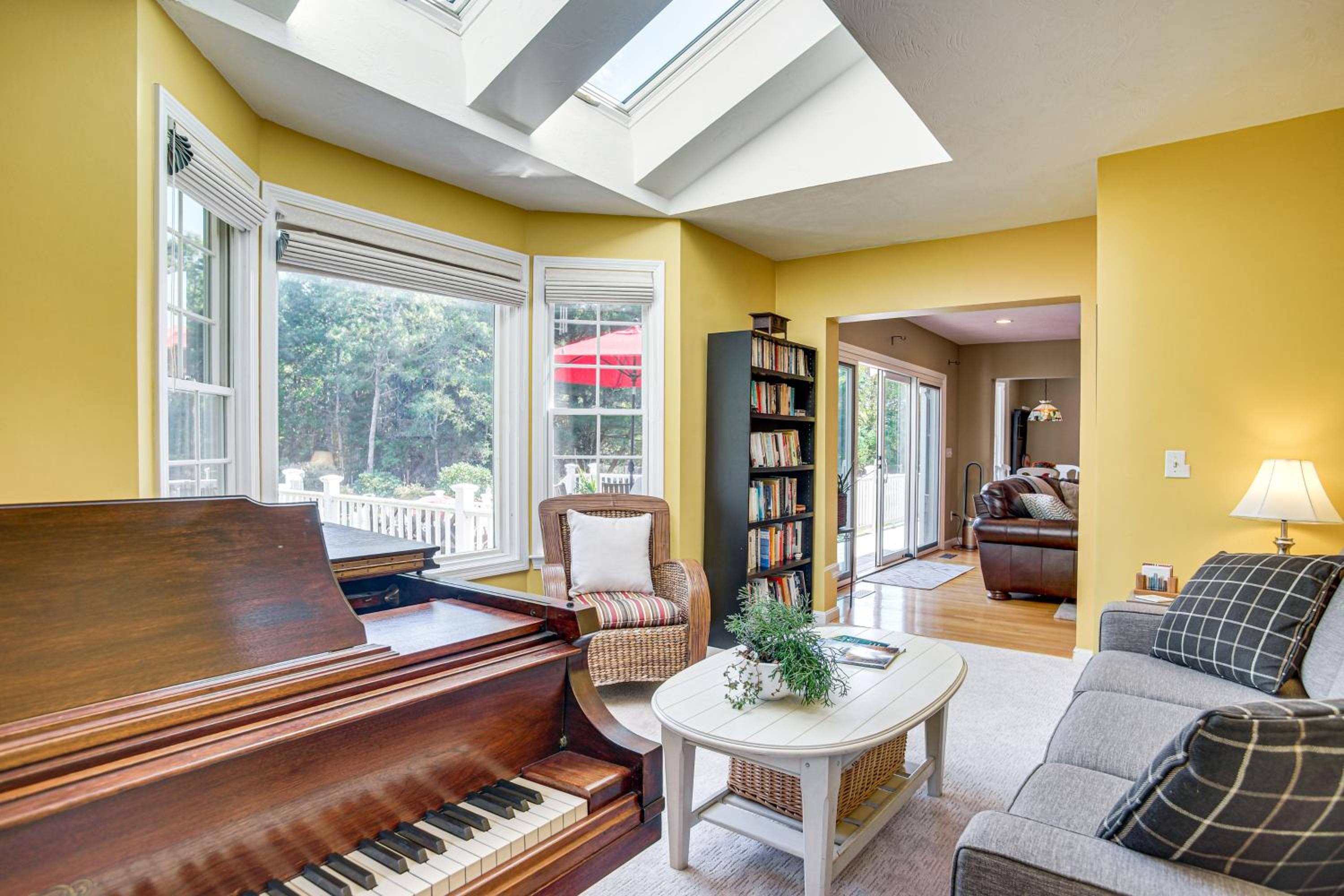 3 Mi to Megansett Beach Home with Pool and Game Room