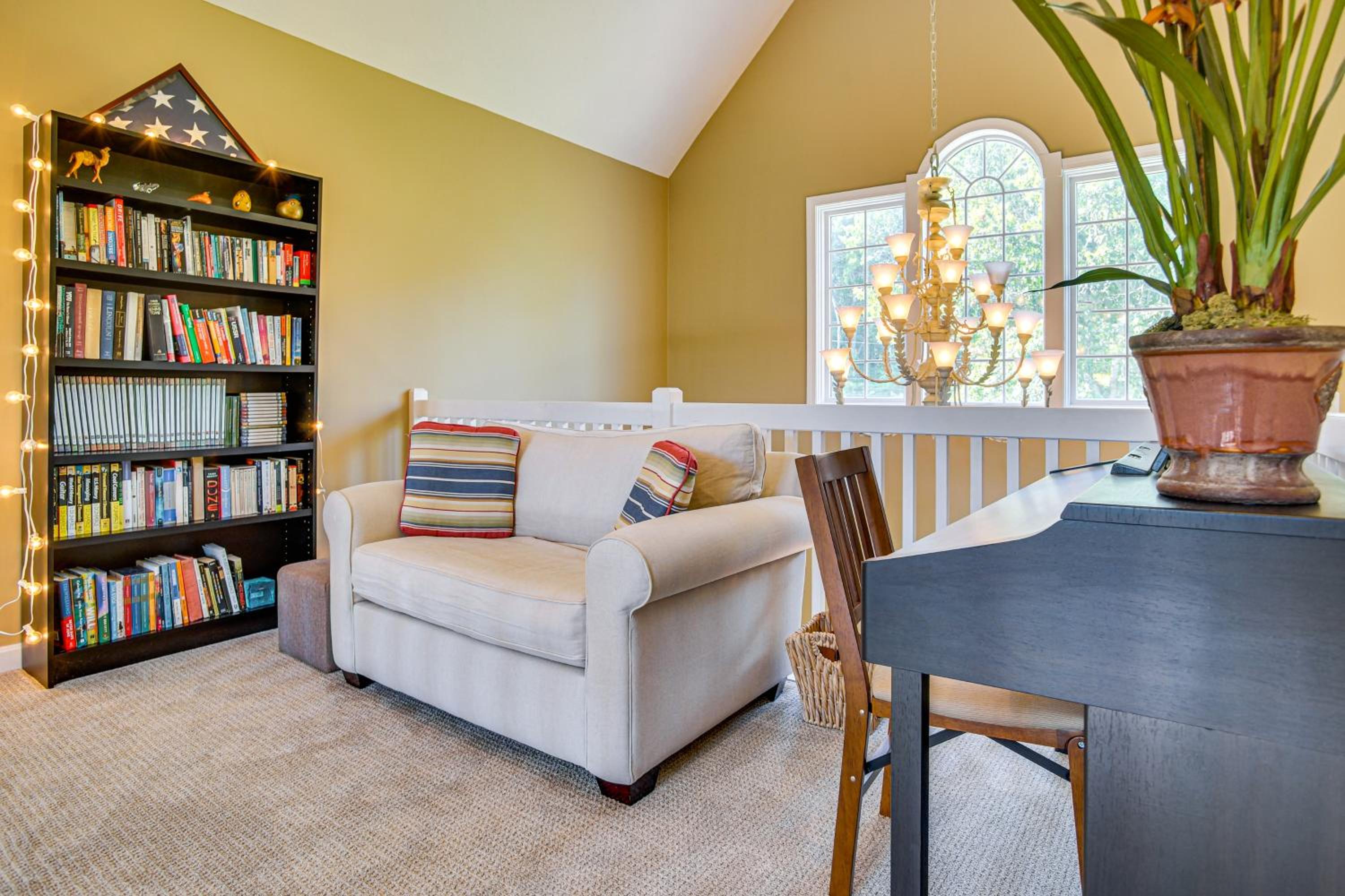 3 Mi to Megansett Beach Home with Pool and Game Room